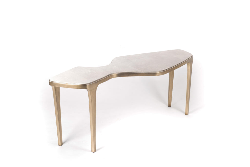 https://a.1stdibscdn.com/shagreen-nesting-coffee-tables-with-bronze-patina-brass-accents-ry-augousti-for-sale-picture-3/f_45491/f_222231721611324908494/CF45L_D1_V2_master.jpg