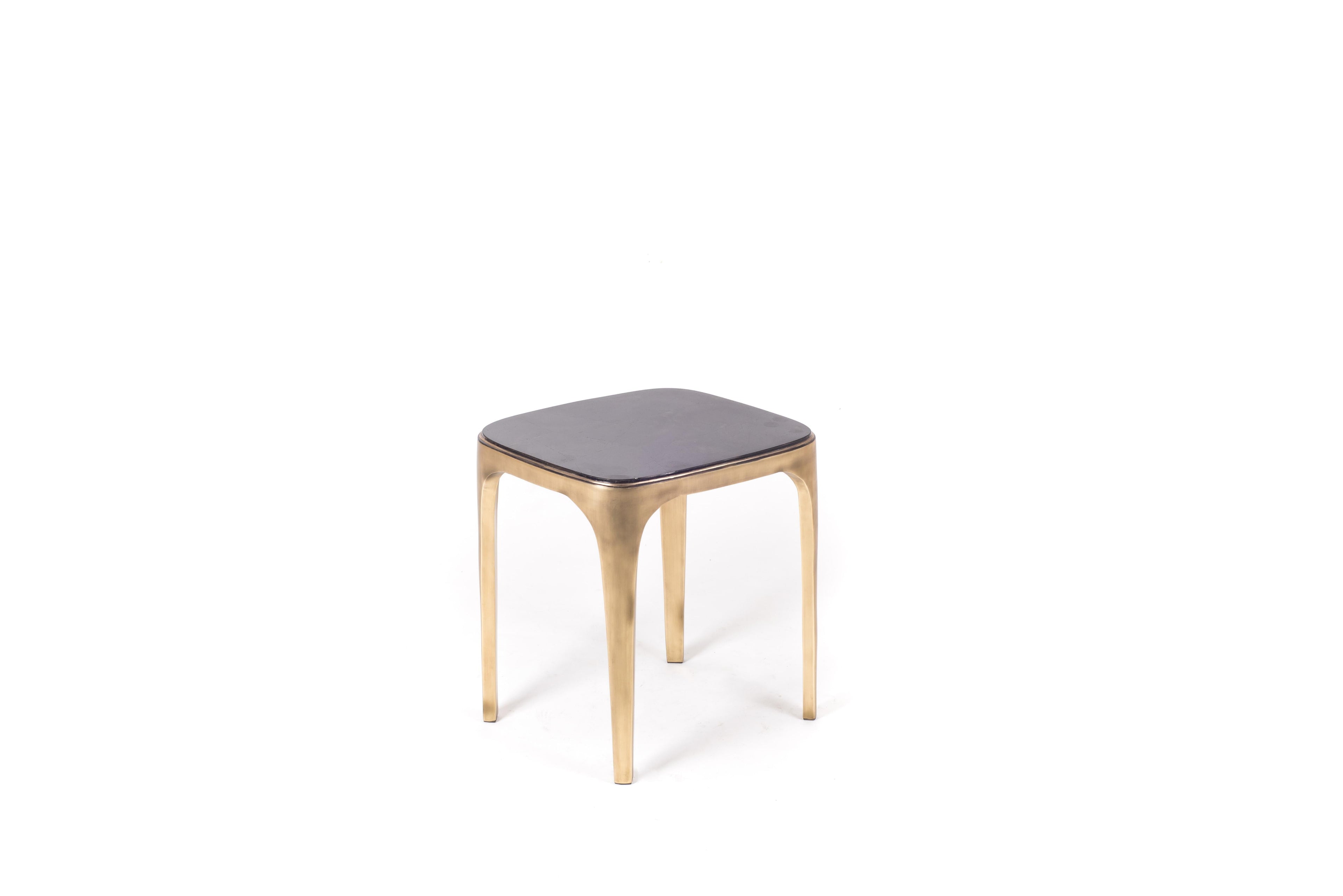 https://a.1stdibscdn.com/shagreen-nesting-coffee-tables-with-bronze-patina-brass-accents-ry-augousti-for-sale-picture-5/f_45491/f_222231721611324909498/CF45S_L9_V1_master.jpg