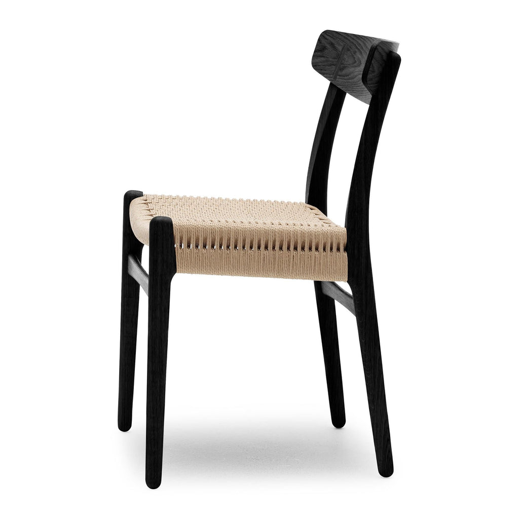 https://a.1stdibscdn.com/hans-wegner-ch23-chair-in-black-oak-natural-papercord-for-carl-hansen-son-for-sale-picture-3/f_14472/f_412966121725206236760/CH23_oak_black_papercord_natural_side_master.jpeg