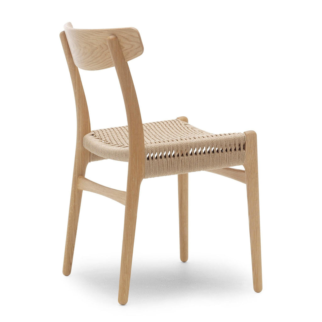 https://a.1stdibscdn.com/hans-wegner-ch23-chair-in-oak-oil-natural-papercord-for-carl-hansen-son-for-sale-picture-2/f_14472/f_412964221725204264623/CH23_oak_oil_papercord_natural_back_master.jpeg