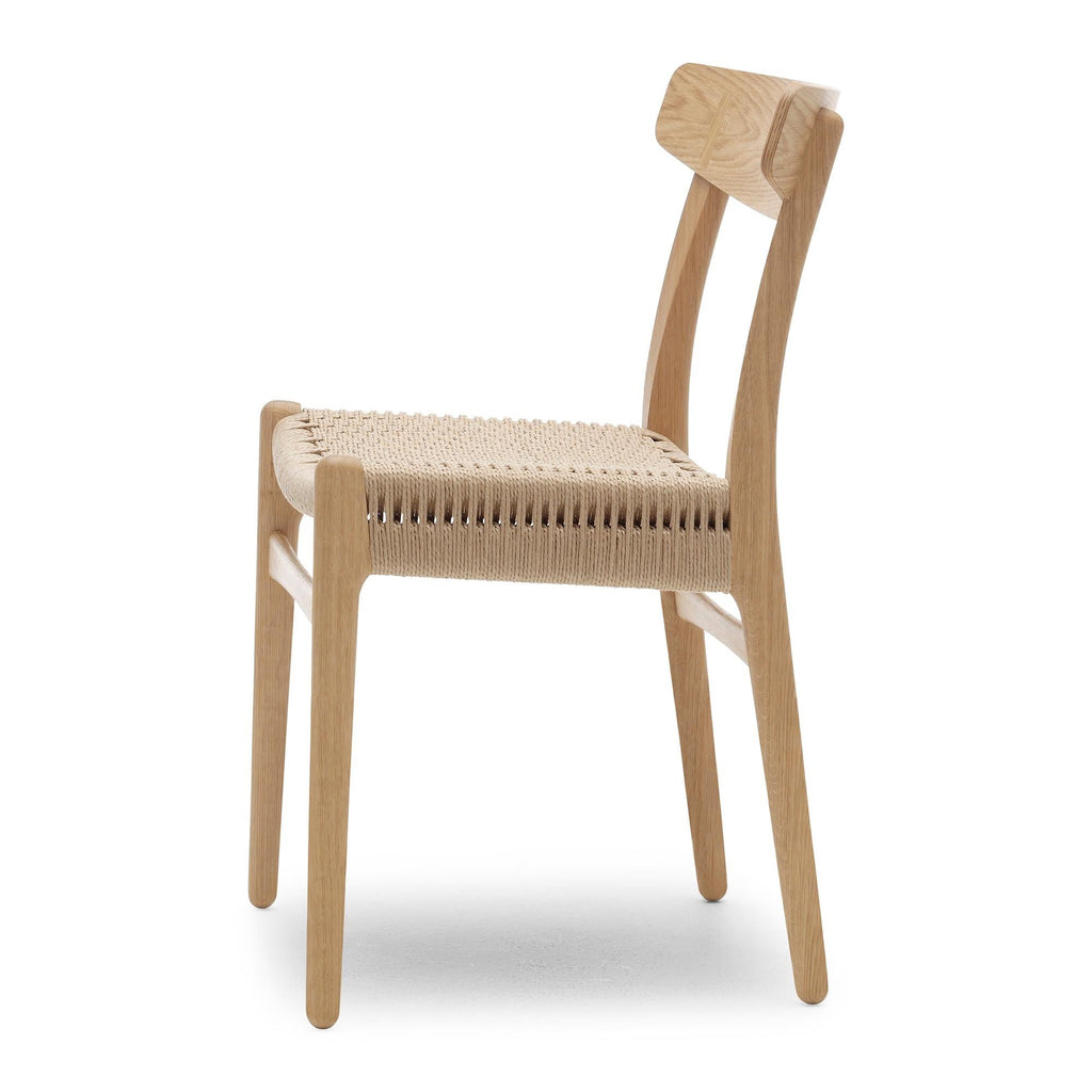 https://a.1stdibscdn.com/hans-wegner-ch23-chair-in-oak-oil-natural-papercord-for-carl-hansen-son-for-sale-picture-3/f_14472/f_412964221725204264632/CH23_oak_oil_papercord_natural_side_master.jpeg