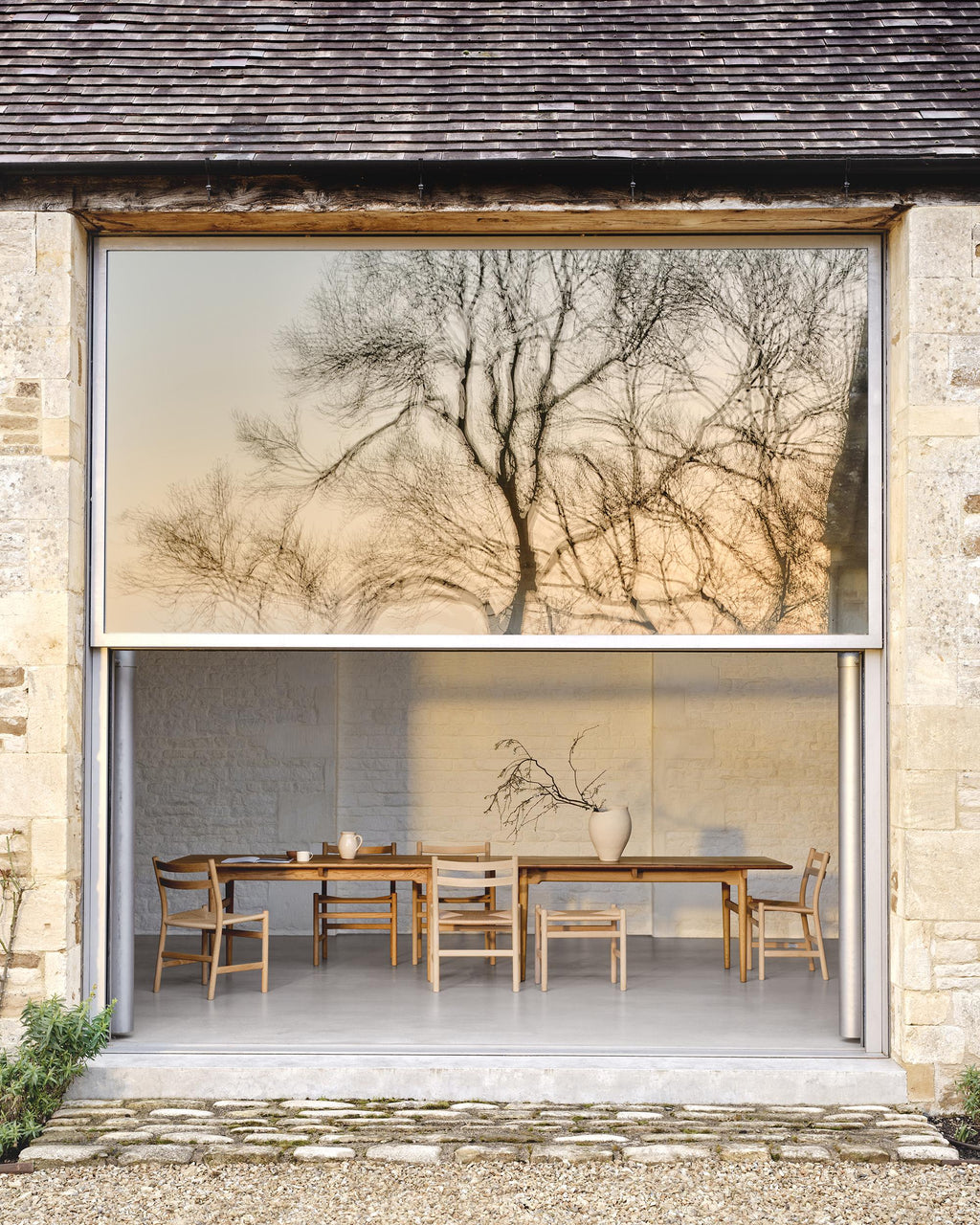 https://a.1stdibscdn.com/large-hans-j-wegner-ch327-dining-table-in-o-for-sale-picture-2/f_14472/f_413381421725522317941/CH47_oak_oil_papercord_natural_CH46_oak_soap_papercord_natural_CH47_oak_soap_papercord_natural_CH53_oak_whiteoil_papercord_natural_CH47_oak_soap_papercord_natural_CH47_oak_oil_papercord_natural_CH327_190x95cm_oak_oil_V2_master.jpg