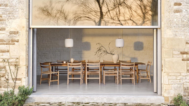 https://a.1stdibscdn.com/large-hans-wegner-ch327-dining-table-in-oiled--for-sale-picture-9/f_14472/f_413382621725523113332/CH47_oak_oil_papercord_natural_CH46_oak_soap_papercord_natural_CH47_oak_soap_papercord_natural_CH53_oak_whiteoil_papercord_natural_CH47_oak_soap_papercord_natural_CH47_oak_oil_papercord_natural_CH327_190x95cm_oak_oil_master.jpg?width=768
