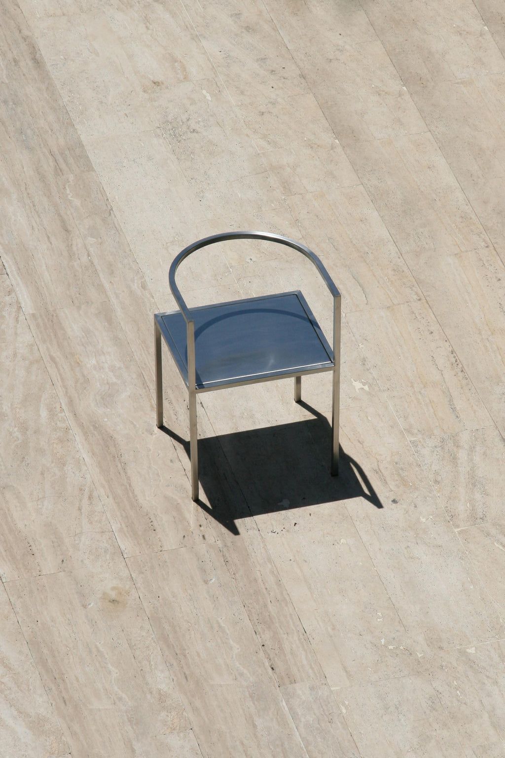 https://a.1stdibscdn.com/21st-century-modern-macka-chair-stainless-steel-structure-upholstery-for-sale-picture-7/f_69622/f_404782321720125528326/CHAIR_master.jpg