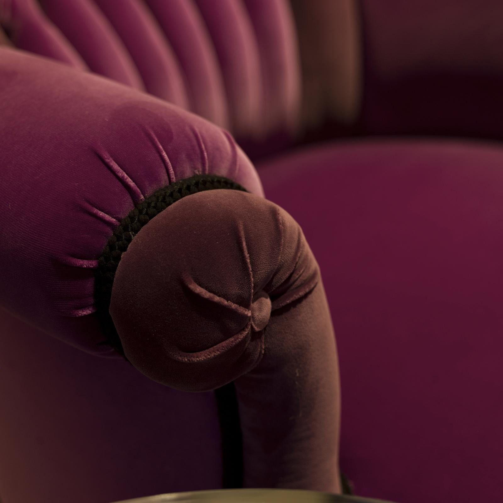 https://a.1stdibscdn.com/clair-armchair-by-chiara-provasi-for-sale-picture-2/f_17062/f_175072511578499205634/CHIAMB_012_B20180321_1539_1srx0yo_master.jpg