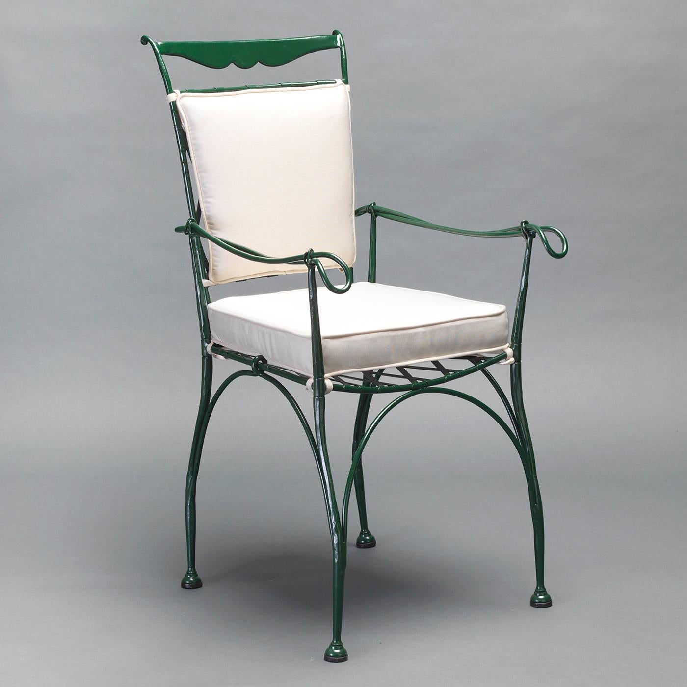 https://a.1stdibscdn.com/florio-outdoor-chair-with-armrests-for-sale-picture-2/12330573/f_198404321594625780058/CIANFI_056_A20190321_7_196y6qf_master.jpg