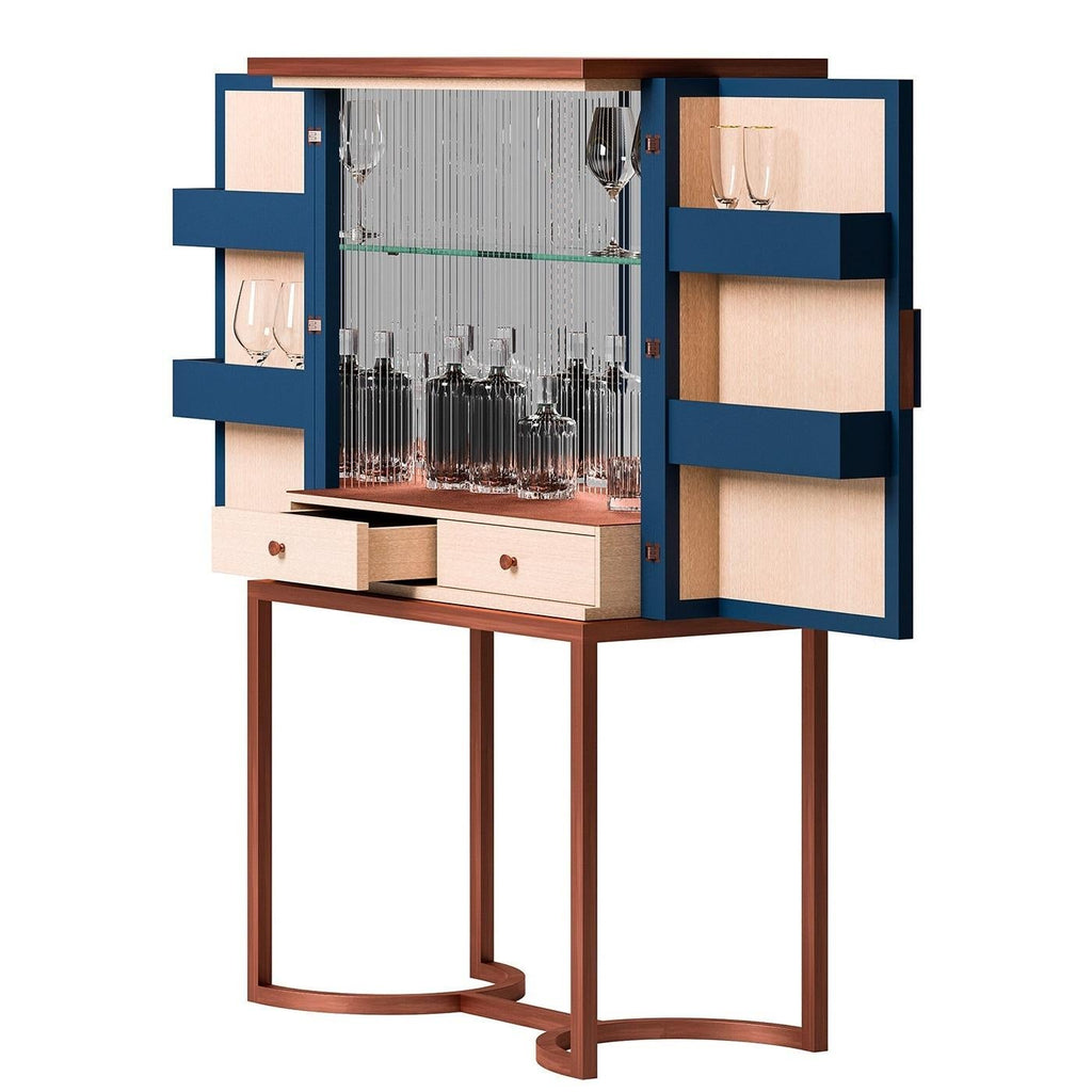 https://a.1stdibscdn.com/bar-cabinet-for-sale-picture-2/f_17062/f_167579411572967361875/CIPRPI_073_A20190130_26352_pypbit_master.jpg