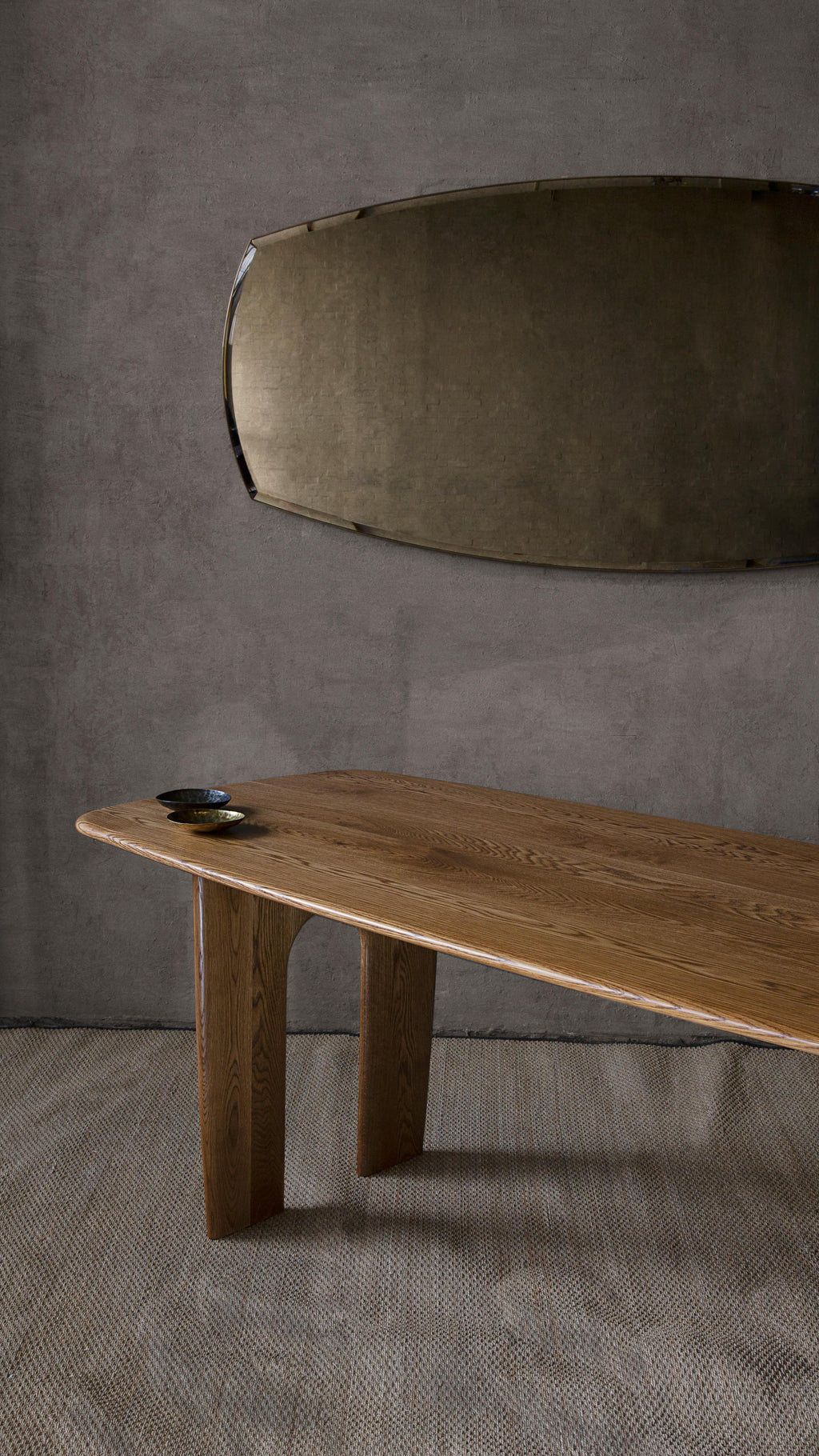 https://a.1stdibscdn.com/coble-dining-table-solid-oak-seats-4-6-for-sale-picture-10/f_95782/f_392269821712831820569/COBLE_Dining_Table_11_master.jpg