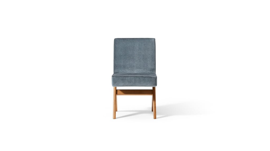 https://a.1stdibscdn.com/pierre-jeanneret-commitee-armchair-by-cassina-for-sale-picture-13/f_14272/f_291243721655309330864/COMMITTEE_CHAIR_36028_master.jpg