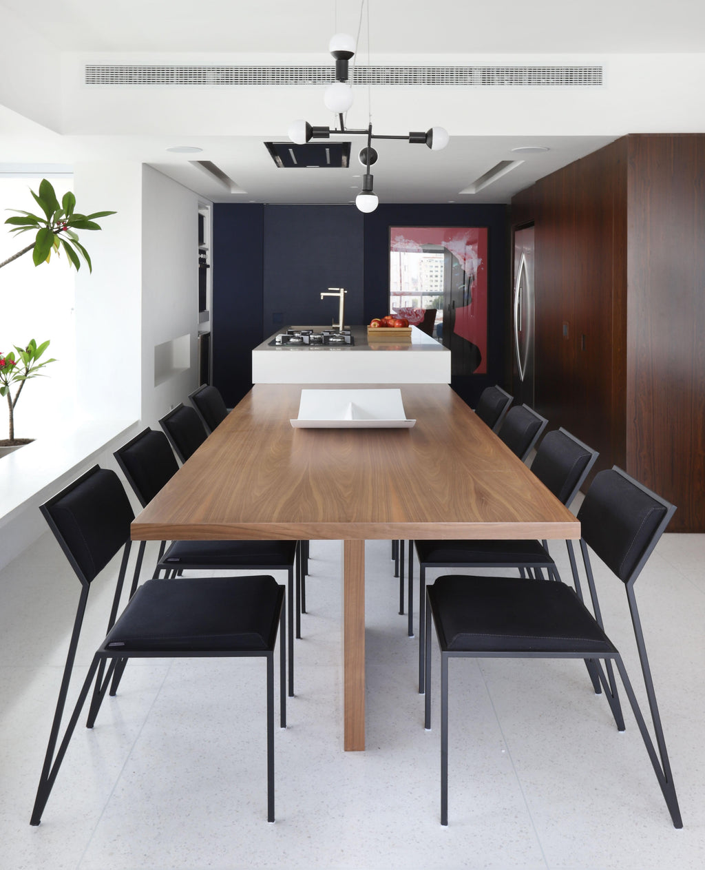 https://a.1stdibscdn.com/minimalist-velvet-chair-by-tiago-curioni-brazilian-design-for-sale-picture-5/f_31871/f_103124831663163819051/CONJUNTO_master.jpg