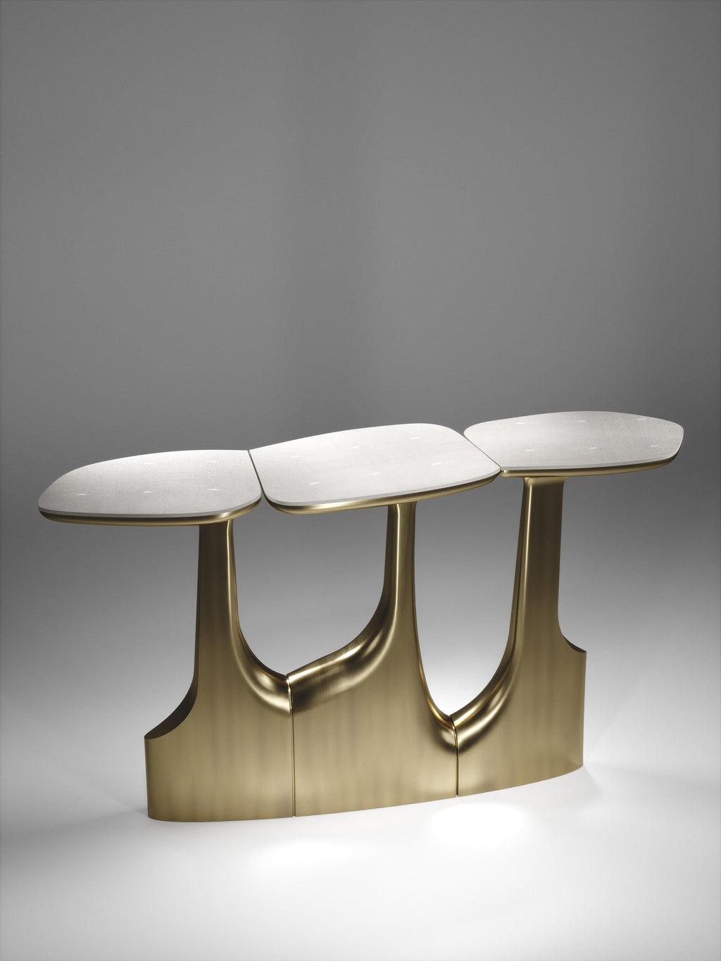 https://a.1stdibscdn.com/shagreen-breakfast-table-with-bronze-patina-brass-accents-by-ry-augousti-for-sale-picture-13/f_45491/f_333196421678927692371/CONSOL_30014_master.jpg