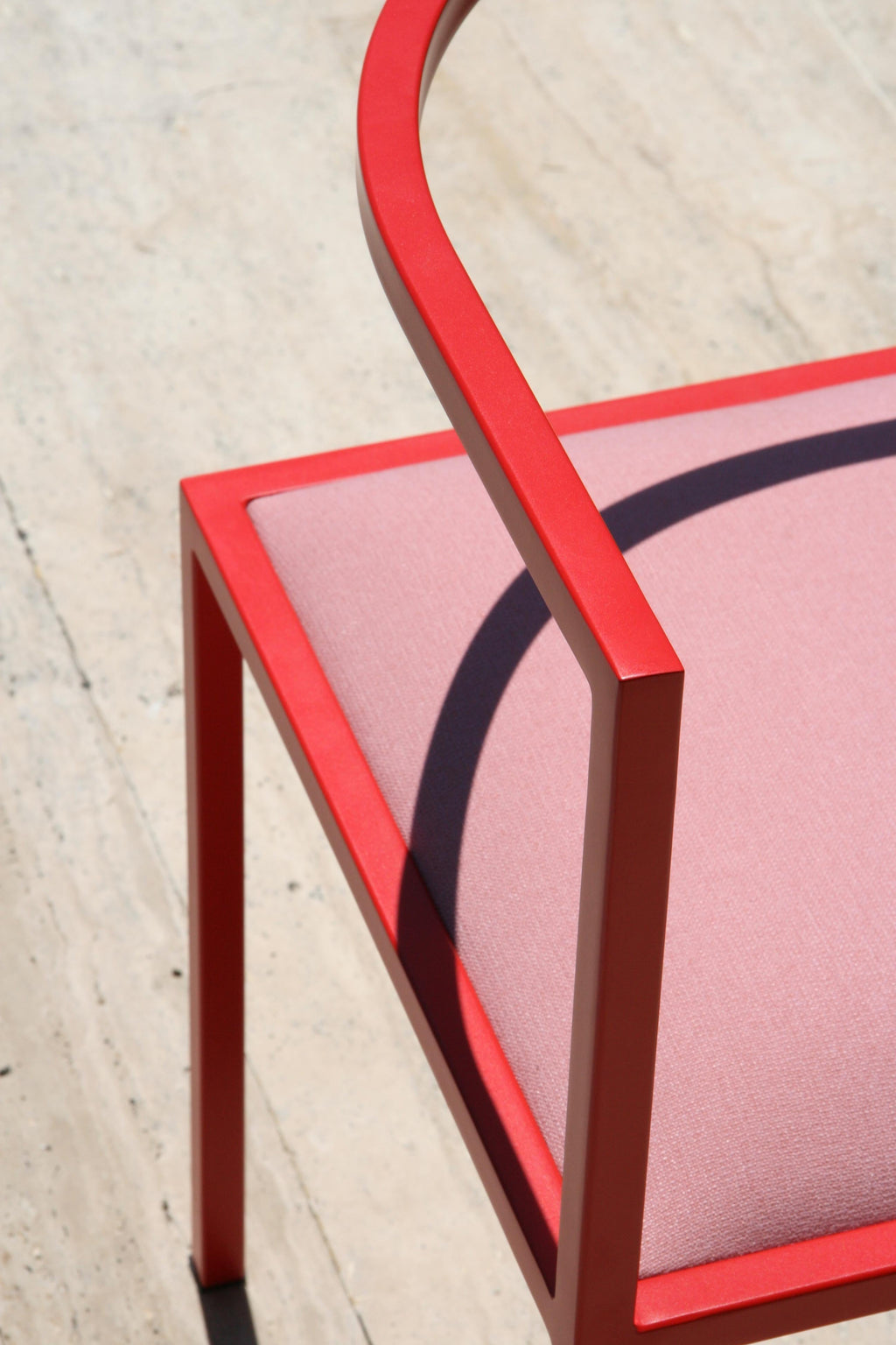 https://a.1stdibscdn.com/21st-century-modern-macka-corner-chair-powder-coated-structure-upholstery-for-sale-picture-3/f_69622/f_404775621720121919236/CORNER_1720121633243_master.JPG
