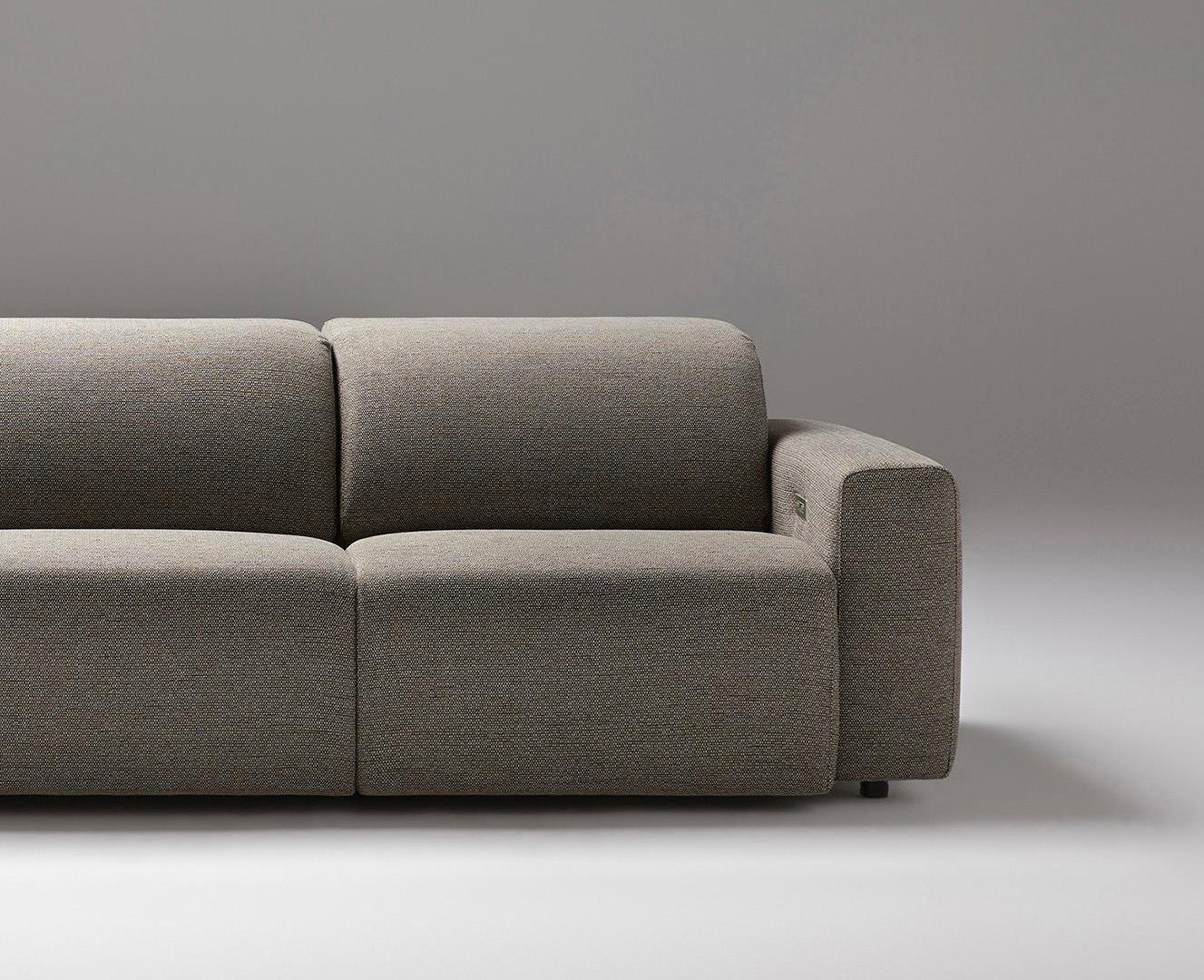 https://a.1stdibscdn.com/customizable-electric-reclining-sofa-for-home-cinemas-in-high-resistance-velvet-for-sale-picture-7/f_27693/f_454805821750107183821/COSMOPOL_RELAX_comp_04_master.jpg