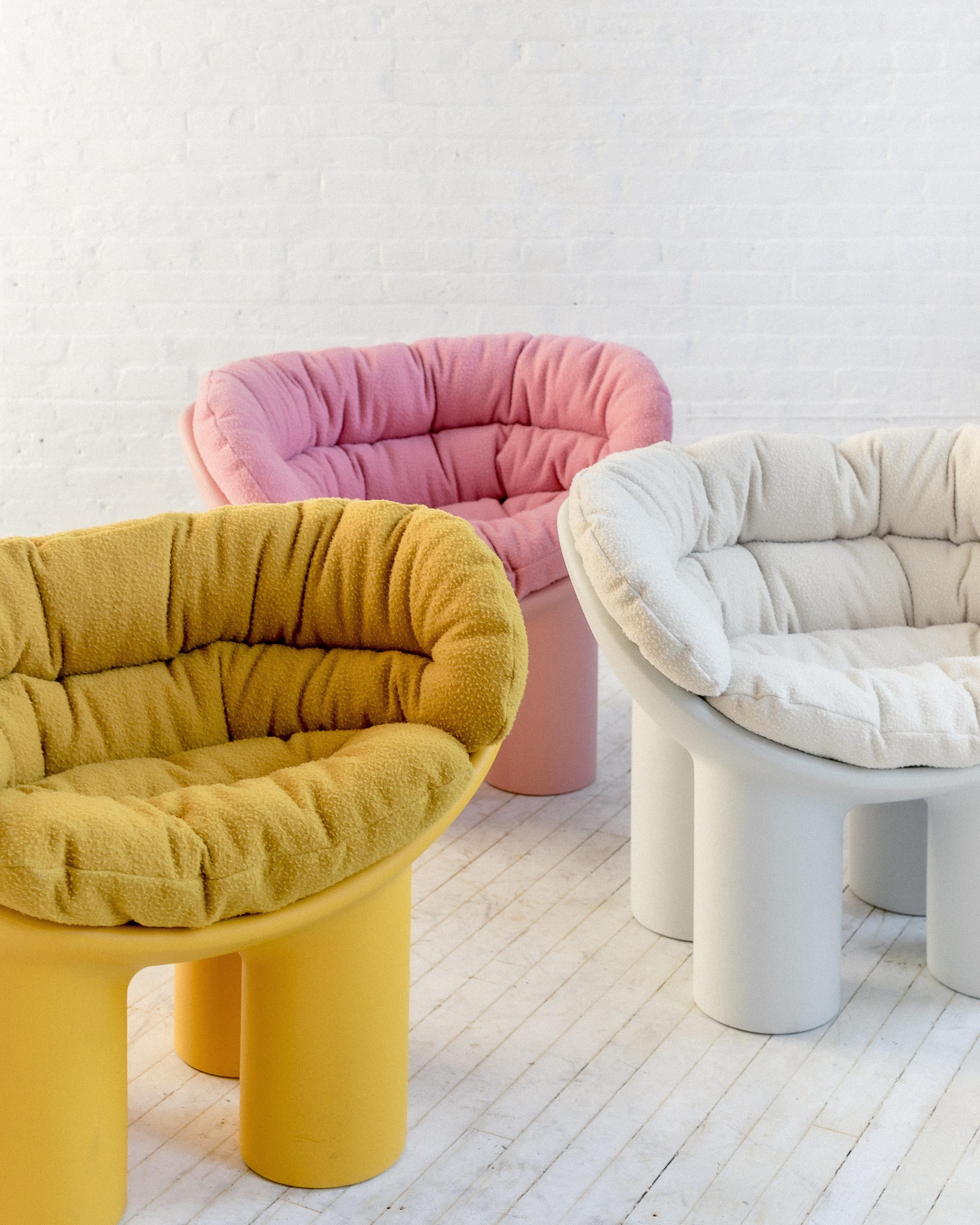 https://a.1stdibscdn.com/roly-poly-x-casentino-armchair-in-pink-with-cushion-by-faye-toogood-for-sale-picture-10/f_16392/f_219829721609628968823/CR_20201206_1910_master.jpg