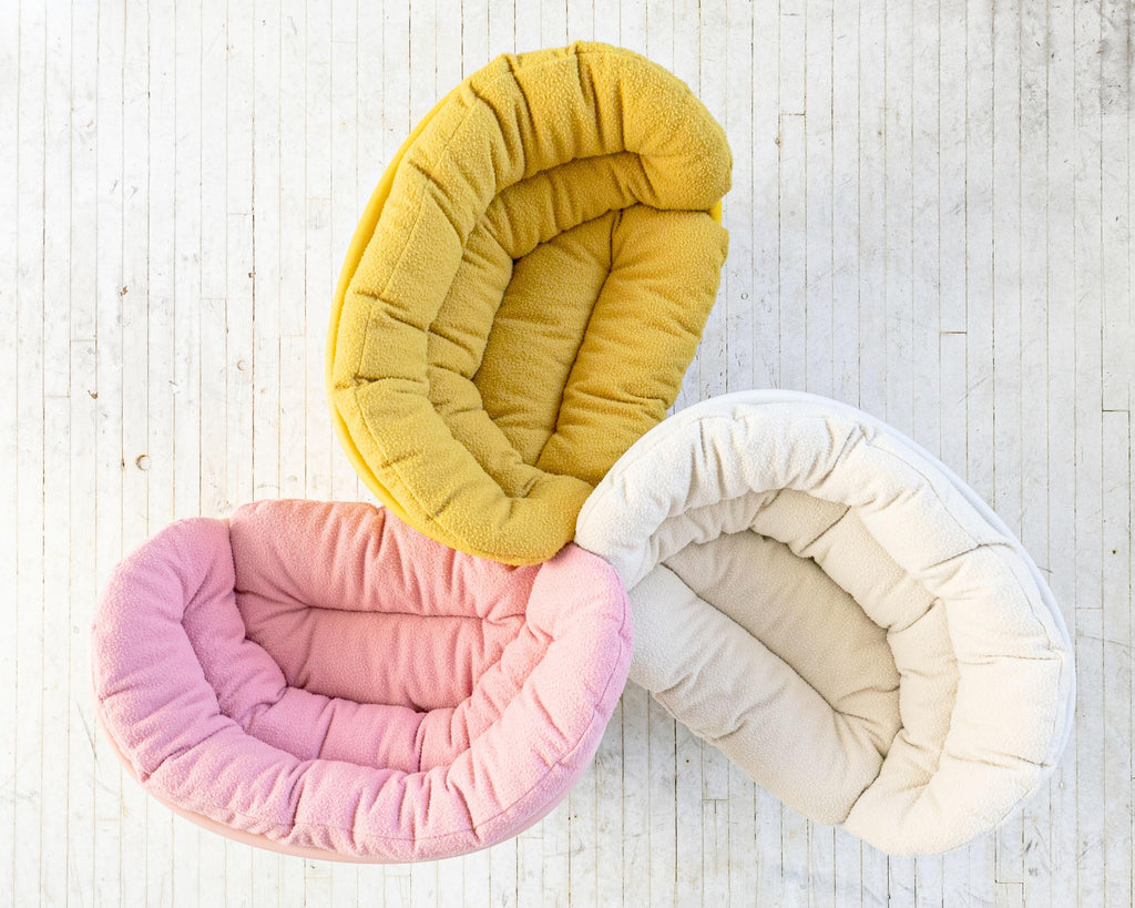 https://a.1stdibscdn.com/roly-poly-x-casentino-armchair-in-pink-with-cushion-by-faye-toogood-for-sale-picture-9/f_16392/f_219829721609628968478/CR_20201206_1972_B_master.jpg