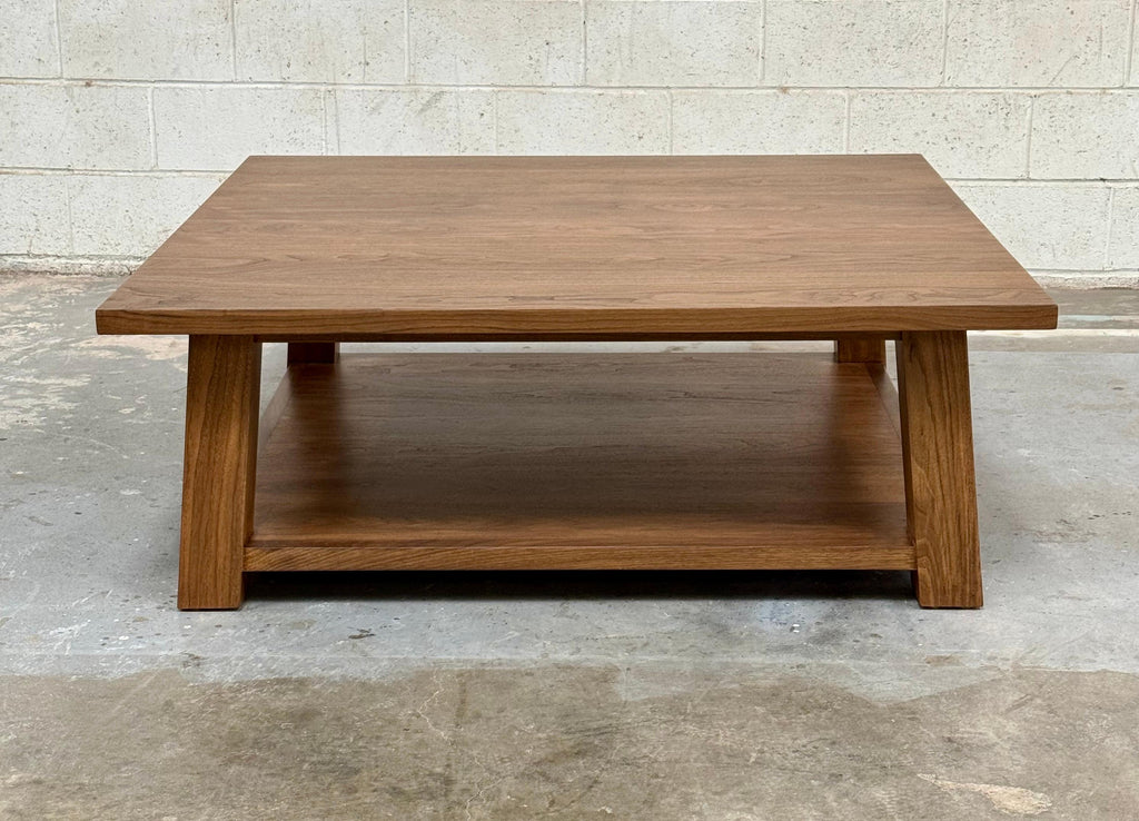 https://a.1stdibscdn.com/custom-klara-coffee-table-in-walnut-by-petersen-antiques-for-sale-picture-4/f_8065/f_432685821737485281675/CR_2_master.jpg