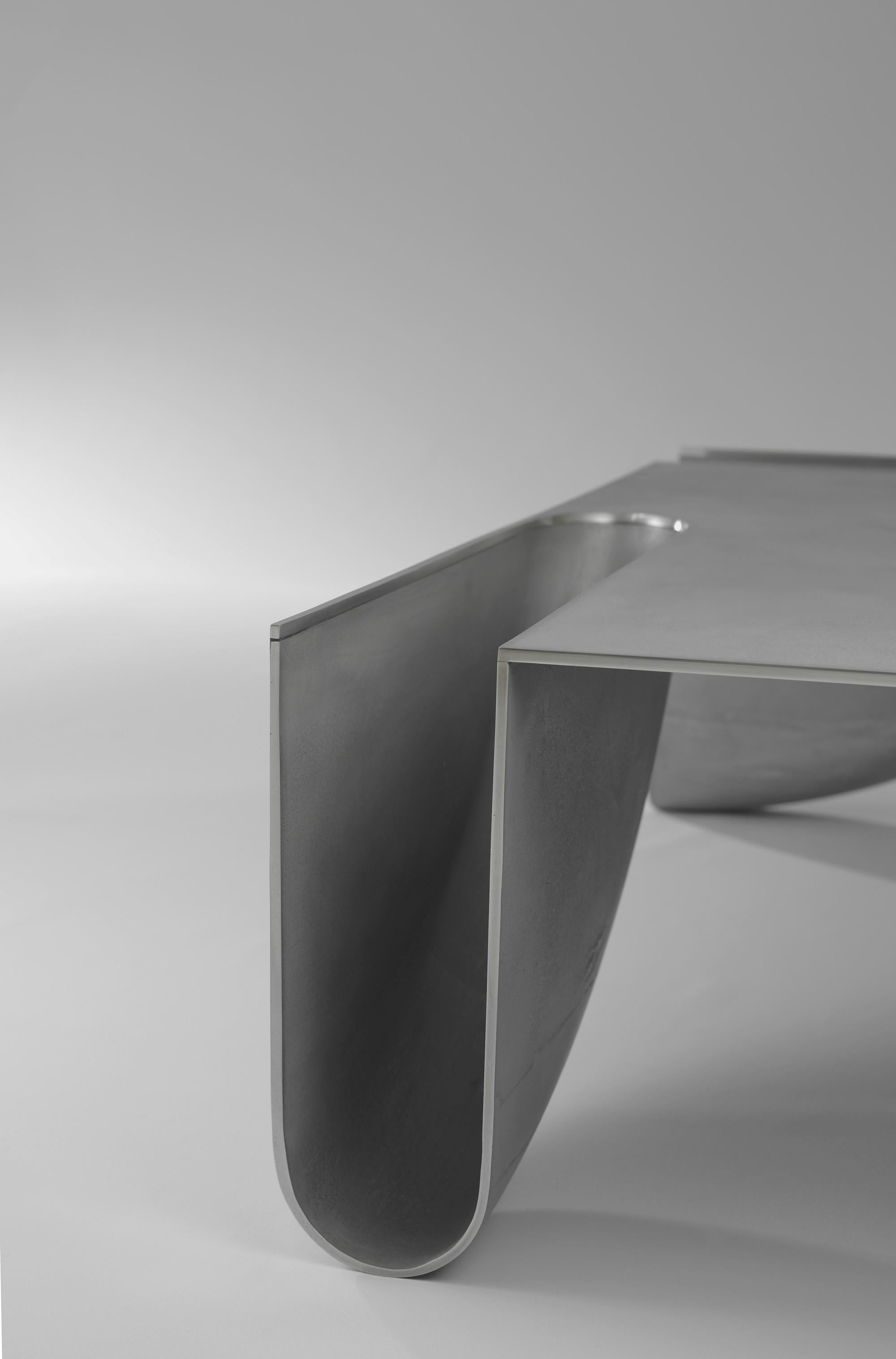 https://a.1stdibscdn.com/aluminium-cast-grey-architectural-bb-coffee-table-for-sale-picture-3/f_70152/f_425407221733053307927/CS_bb_coffeetable2_master.jpg