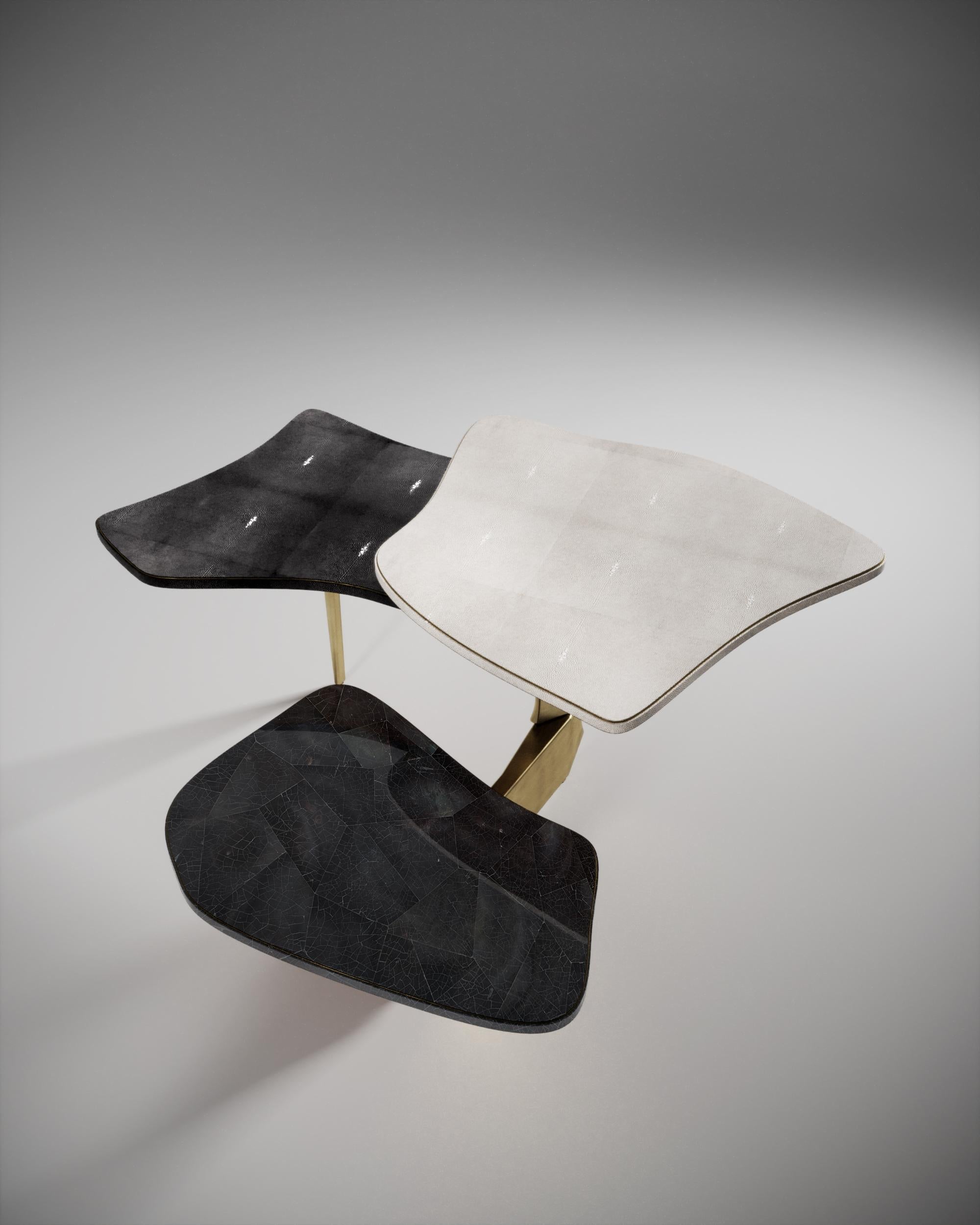 https://a.1stdibscdn.com/shagreen-coffee-table-with-shell-and-bronze-patina-brass-accents-by-kifu-paris-for-sale-picture-9/f_45491/f_235245821619415941288/CT01_D1_D156_L9_v5_master.jpg