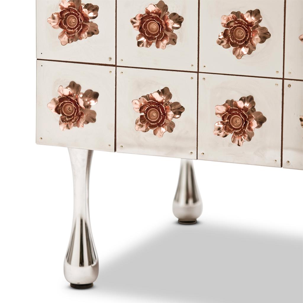 https://a.1stdibscdn.com/copper-and-stainless-steel-contemporary-rosette-drinks-cabinet-by-egg-designs-for-sale-picture-2/f_38931/f_122810011539007252940/Cabinet_Rosette_Drinks_View2_master.jpg