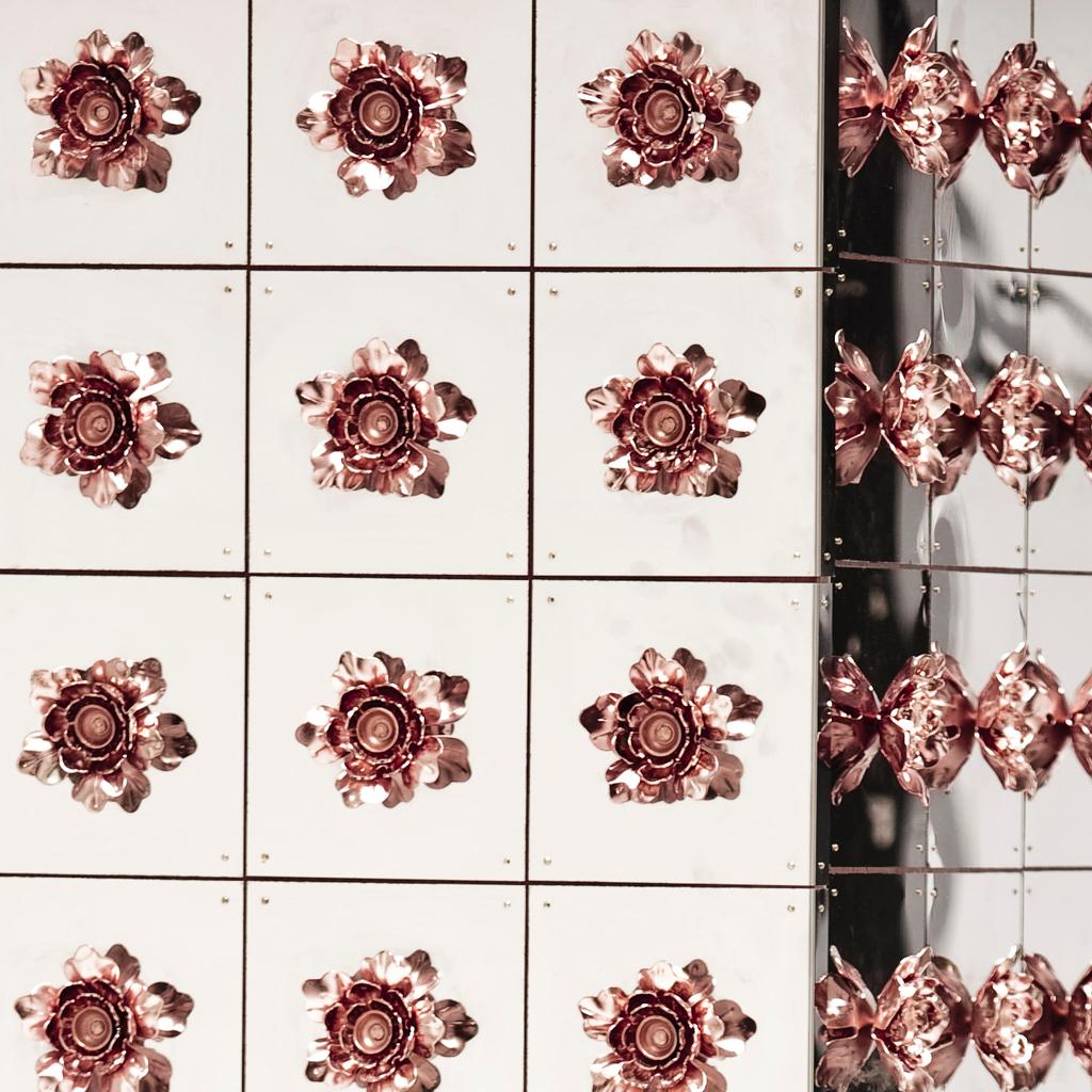 https://a.1stdibscdn.com/copper-and-stainless-steel-contemporary-rosette-drinks-cabinet-by-egg-designs-for-sale-picture-3/f_38931/f_122810011539007254304/Cabinet_Rosette_Drinks_View3_master.jpg