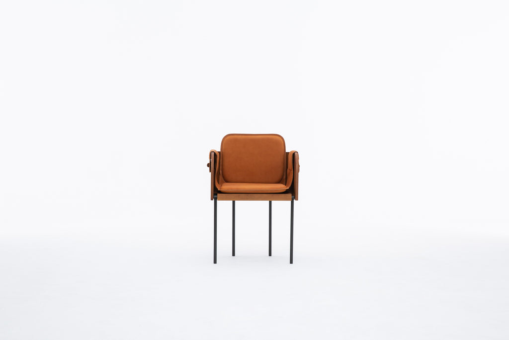 https://a.1stdibscdn.com/curva-chair-elegant-modern-wood-and-leather-armchair-with-geometric-form-for-sale-picture-3/f_104502/f_452078021748378389618/Cadeira_2__master.jpg