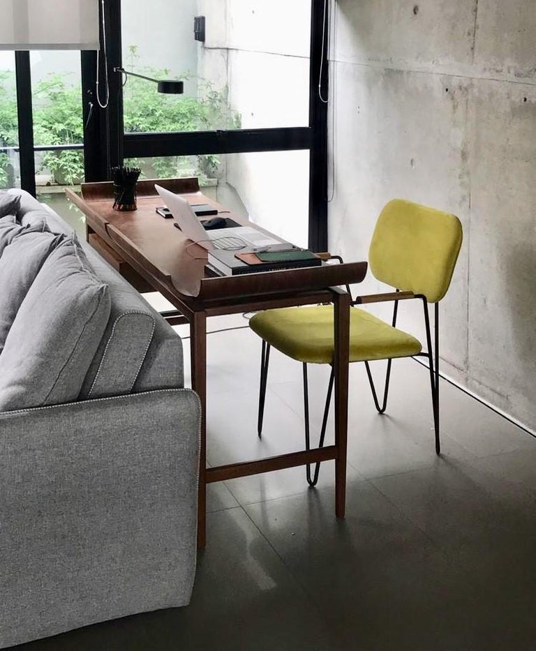 https://a.1stdibscdn.com/bruna-minimalist-chair-with-arms-in-painted-steel-and-blue-velvet-handwoven-for-sale-picture-6/f_33041/f_118248731643662930911/Cadeira_Bruna_Bracos_Ambiente_master.jpg?width=768