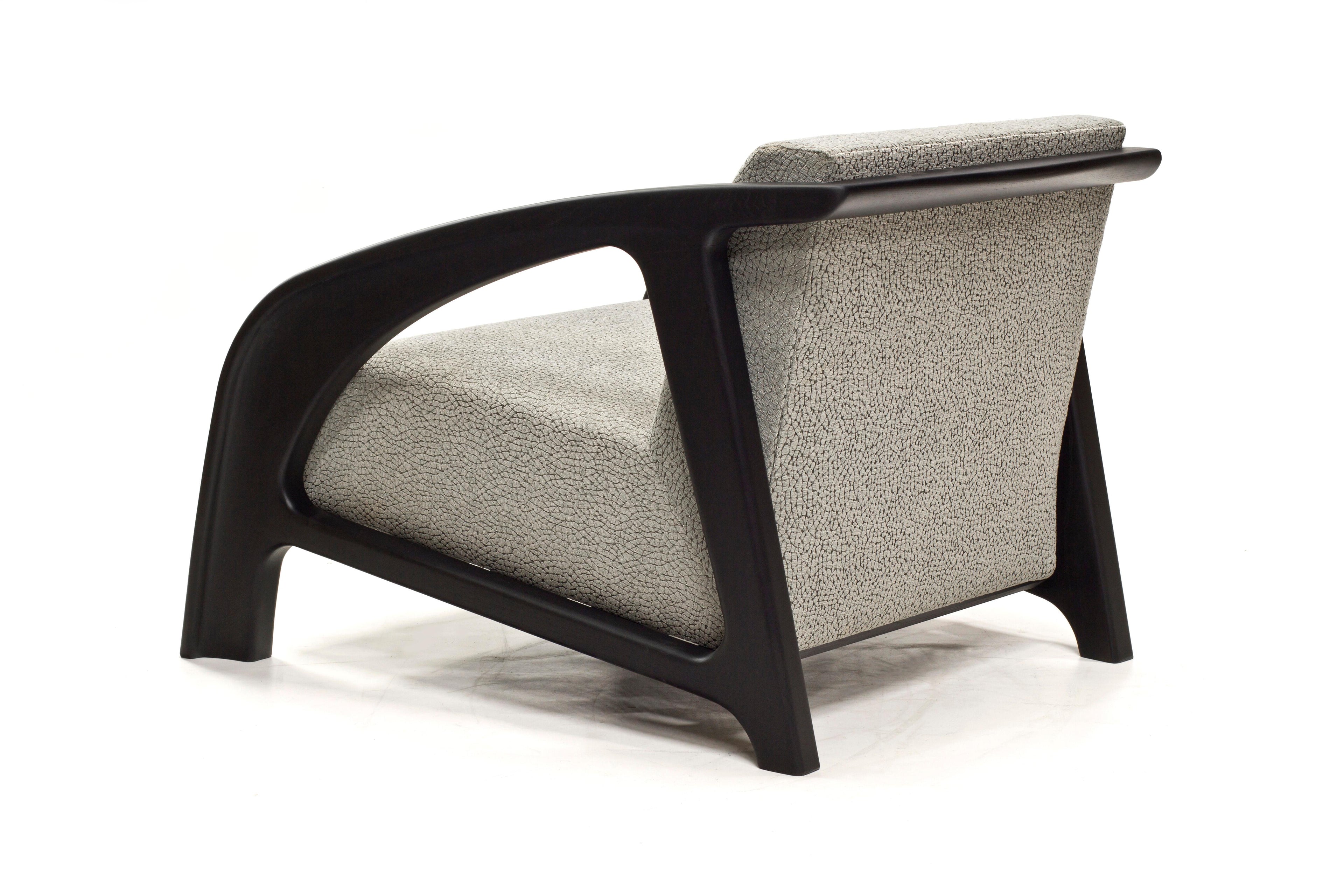 https://a.1stdibscdn.com/cambre-lounge-chair-for-sale-picture-5/f_24783/1552680773078/Camber_V2_22_FINAL_master.jpg