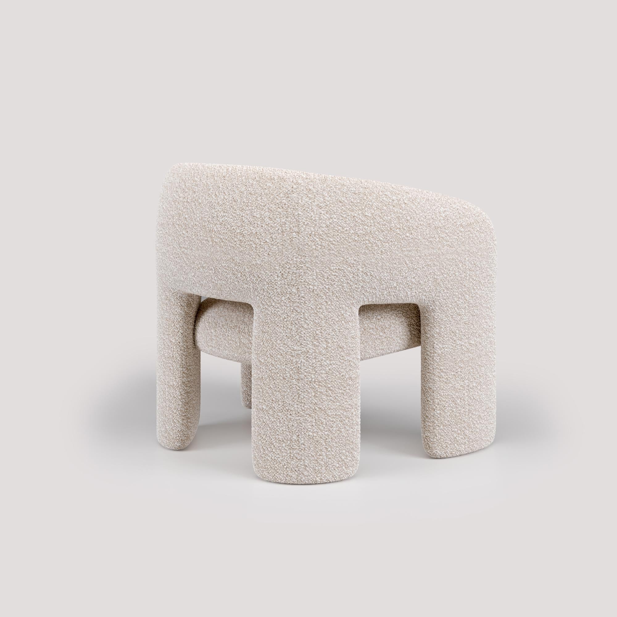 https://a.1stdibscdn.com/bold-armchairs-barnum-24-for-sale-picture-5/f_95332/f_394976821714474568503/Camera_135__master.jpg