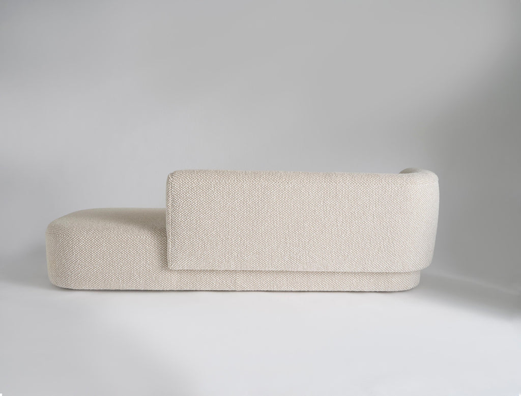 https://a.1stdibscdn.com/capper-chaise-58-by-phase-design-fabric-for-sale-picture-5/f_64972/f_375561921702515762673/CapperChaise_0102_Web_master.jpg