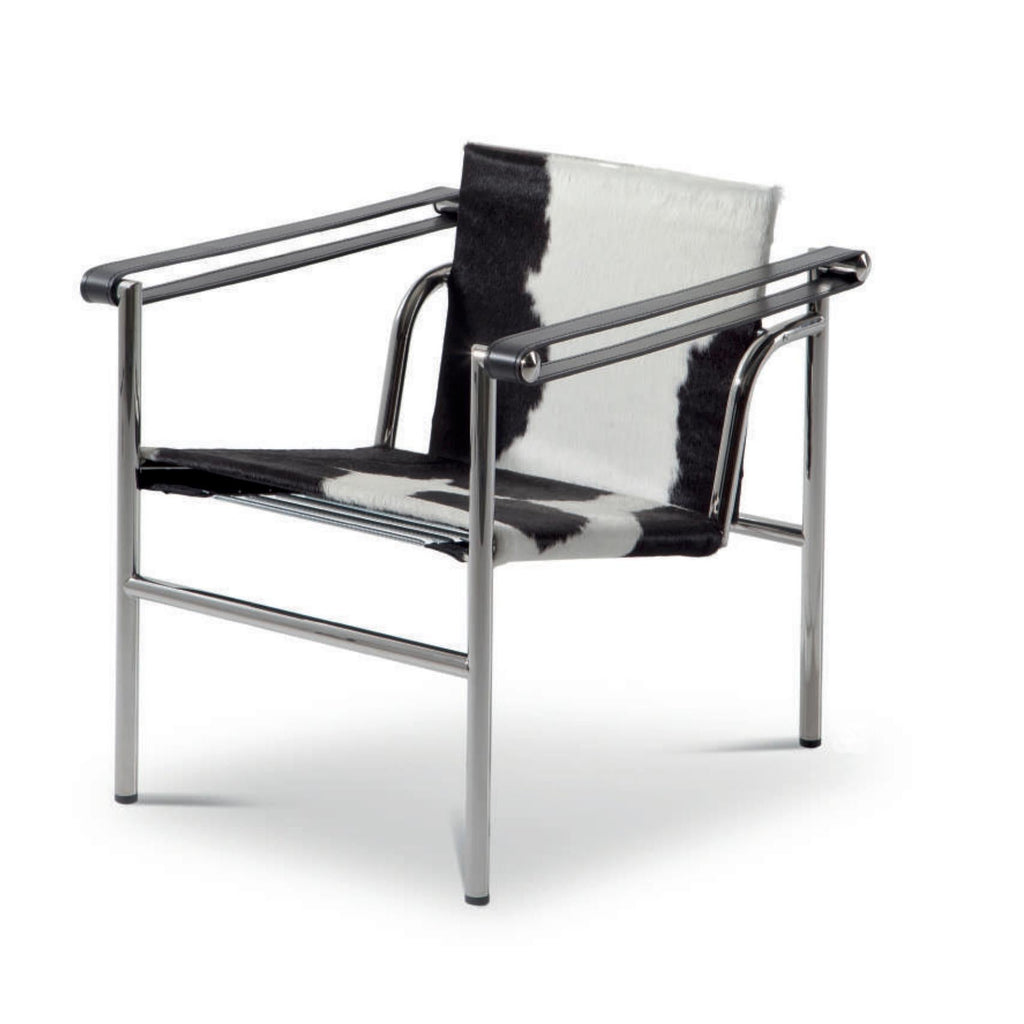https://a.1stdibscdn.com/le-corbusier-pierre-jeanneret-charlotte-perriand-lc1-chair-by-cassina-for-sale-picture-2/f_14272/f_324913421675078931062/Captura_de_pantalla_2021_02_26_a_las_11_49_36_master.jpg