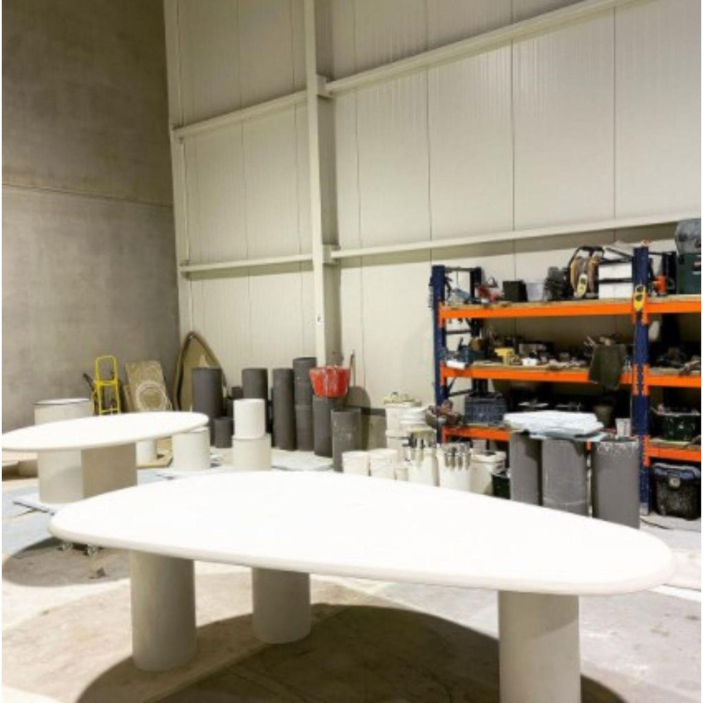 https://a.1stdibscdn.com/handmade-outdoor-dining-table-200-by-philippe-colette-for-sale-picture-5/f_12192/f_346706021686239378514/Captura_de_pantalla_2021_12_02_103123_master.jpg