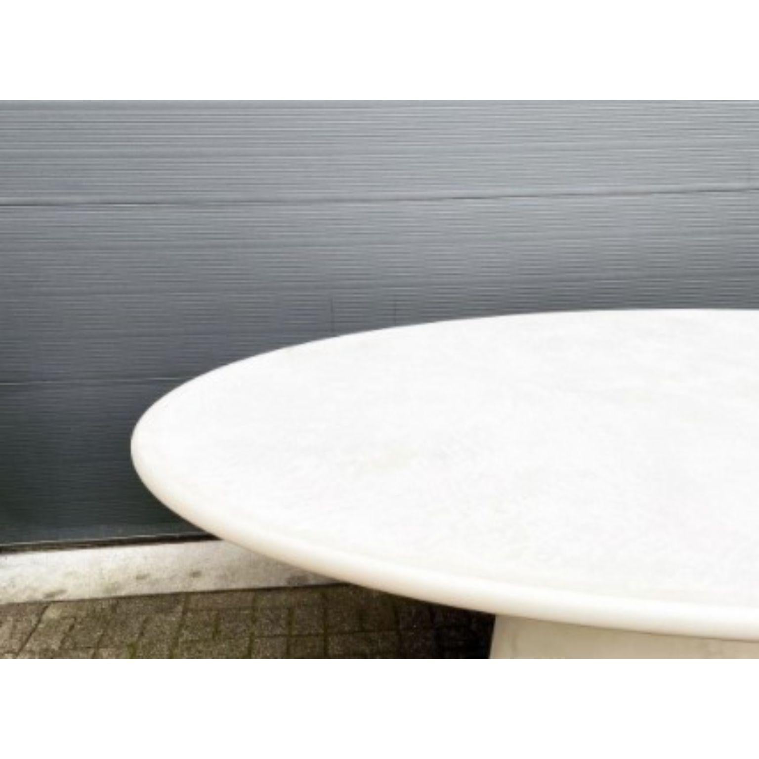 https://a.1stdibscdn.com/handmade-outdoor-dining-table-200-by-philippe-colette-for-sale-picture-3/f_12192/f_346706021686239377293/Captura_de_pantalla_2021_12_02_105128_master.jpg
