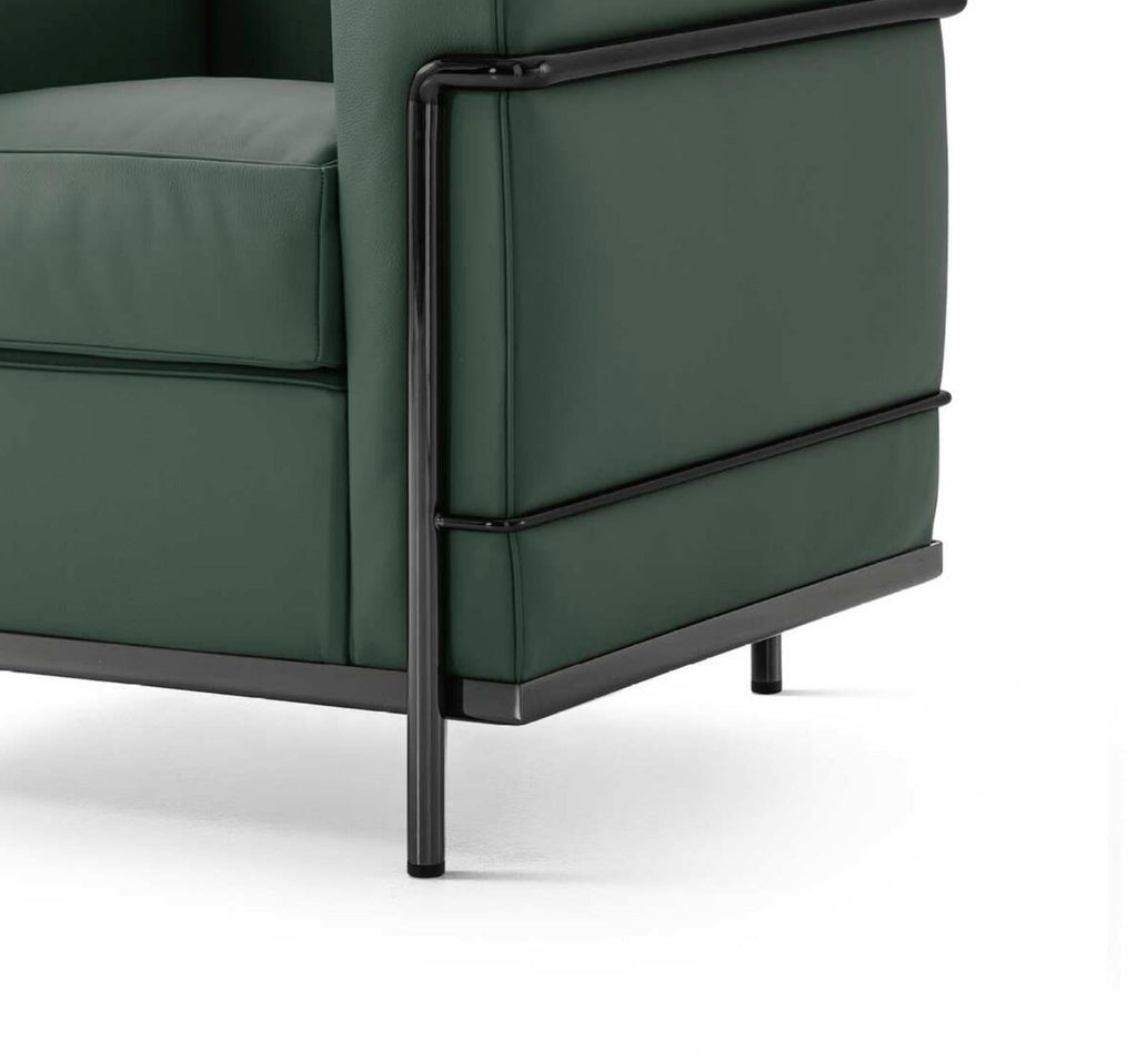 https://a.1stdibscdn.com/le-corbusier-set-of-two-fauteuil-grand-confort-petit-modele-armchairs-for-sale-picture-6/f_14272/f_422078121730984397918/Captura_de_pantalla_2024_11_07_a_las_13_51_31_master.jpg
