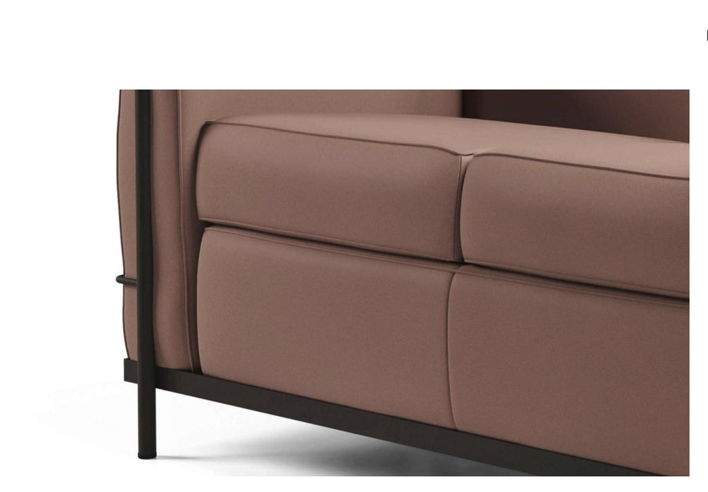 https://a.1stdibscdn.com/le-corbusier-fauteuil-grand-confort-petit-modele-deux-places-durable-for-sale-picture-7/f_14272/f_422549521731307777045/Captura_de_pantalla_2024_11_11_a_las_7_47_43_master.jpg