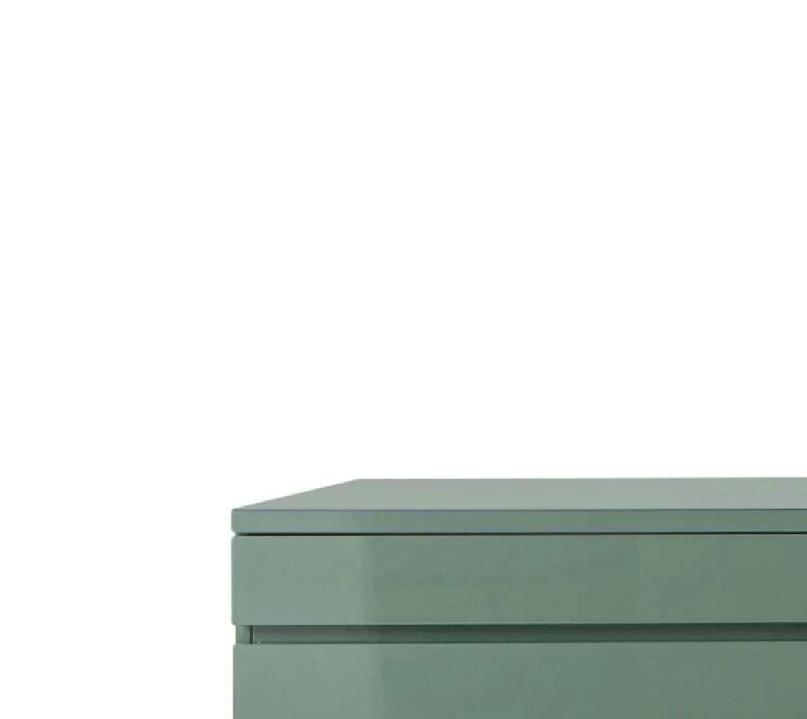 https://a.1stdibscdn.com/hiroyuki-tsugawa-deco-cabinet-for-cassina-for-sale-picture-6/f_14272/f_422937521731504611643/Captura_de_pantalla_2024_11_13_a_las_14_29_34_master.jpg