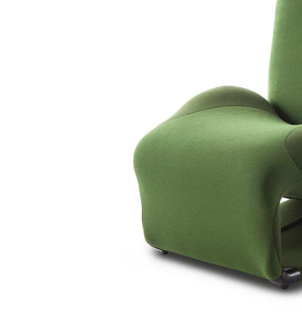https://a.1stdibscdn.com/toshiyuki-kta-wink-armchair-for-cassina-for-sale-picture-5/f_14272/f_423198921731651704087/Captura_de_pantalla_2024_11_14_a_las_14_09_30_master.jpg