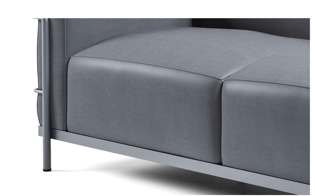 https://a.1stdibscdn.com/le-corbusier-3-fauteuil-gran-confort-grand-modele-deux-places-for-cassina-for-sale-picture-5/f_14272/f_423050021731567254566/Captura_de_pantalla_2024_11_14_a_las_7_48_59_master.jpg