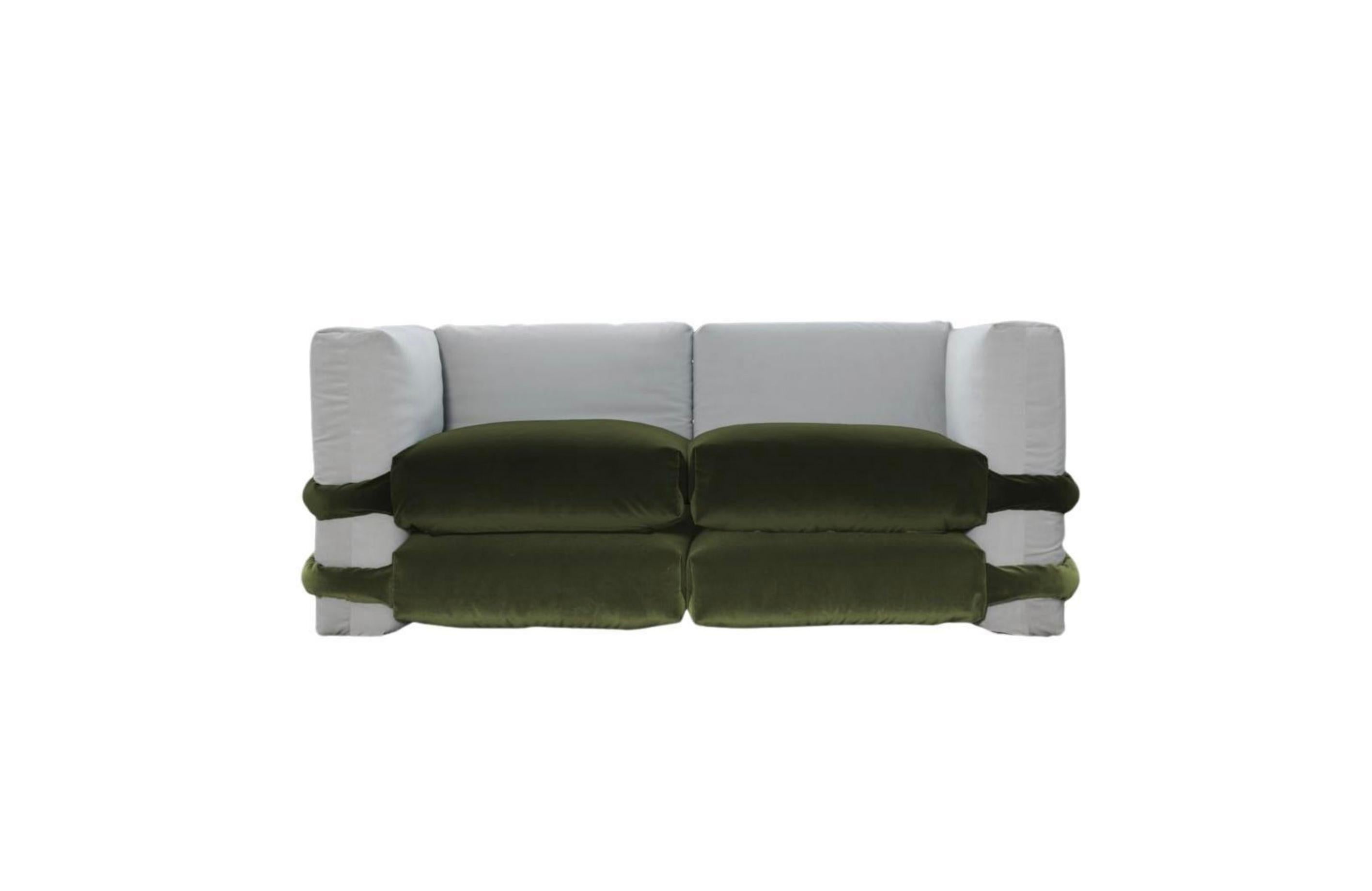 https://a.1stdibscdn.com/muller-van-severen-pillow-sofa-velvet-modular-sofa-for-bd-barcelona-for-sale-picture-16/f_14272/f_424604721732548928722/Captura_de_pantalla_2024_11_25_a_las_16_19_12_master.jpg