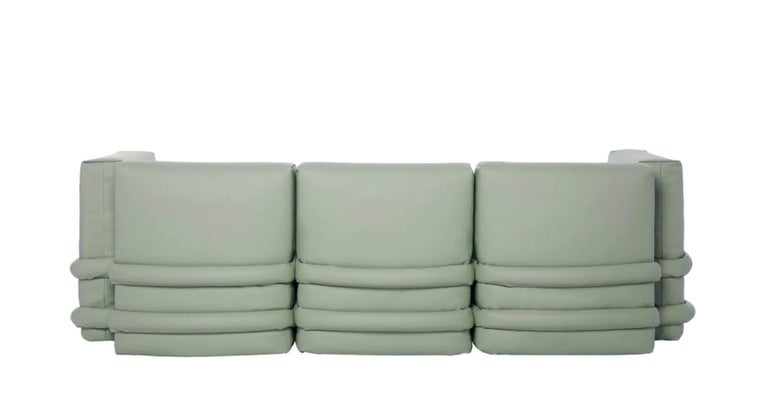 https://a.1stdibscdn.com/muller-van-severen-three-seater-pillow-sofa-green-color-for-bd-barcelona-for-sale-picture-4/f_14272/f_424911821732704400092/Captura_de_pantalla_2024_11_27_a_las_11_12_30_master.jpg?width=768