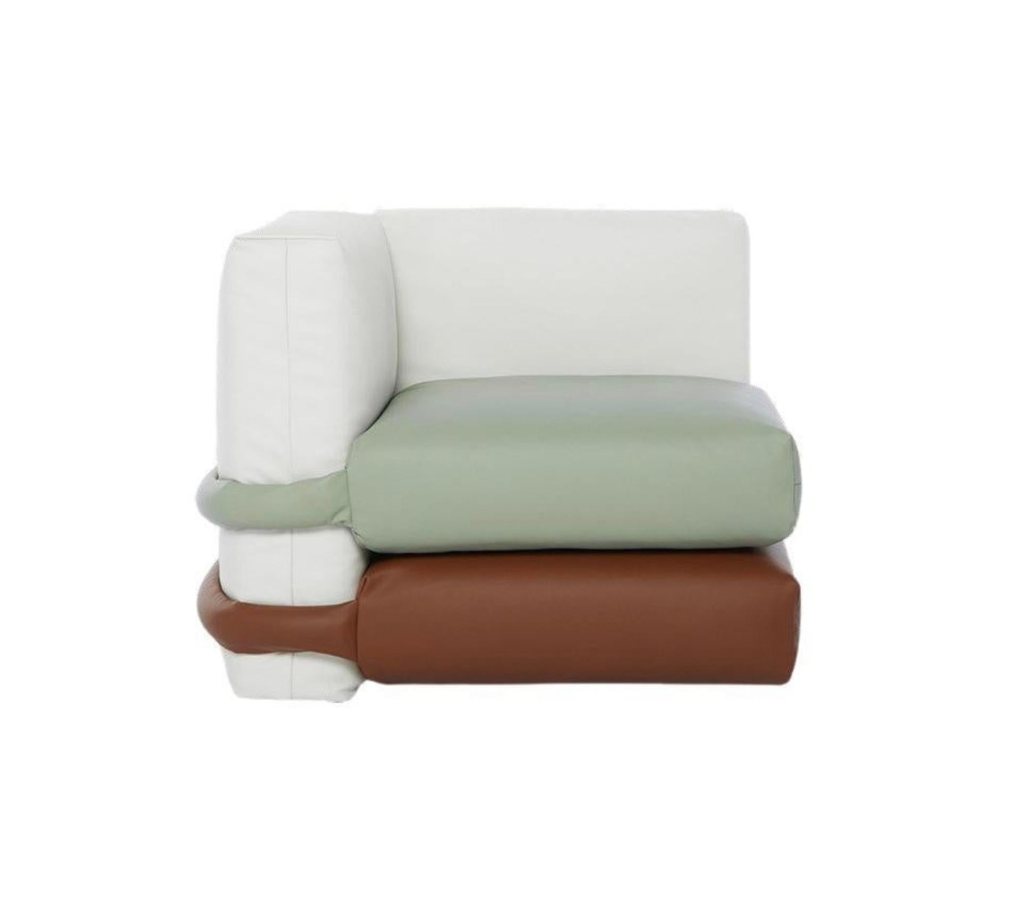https://a.1stdibscdn.com/muller-van-severen-corner-pillow-sofa-multicolor-for-bd-barcelona-for-sale-picture-3/f_14272/f_424952621732718625228/Captura_de_pantalla_2024_11_27_a_las_15_39_08_master.jpg