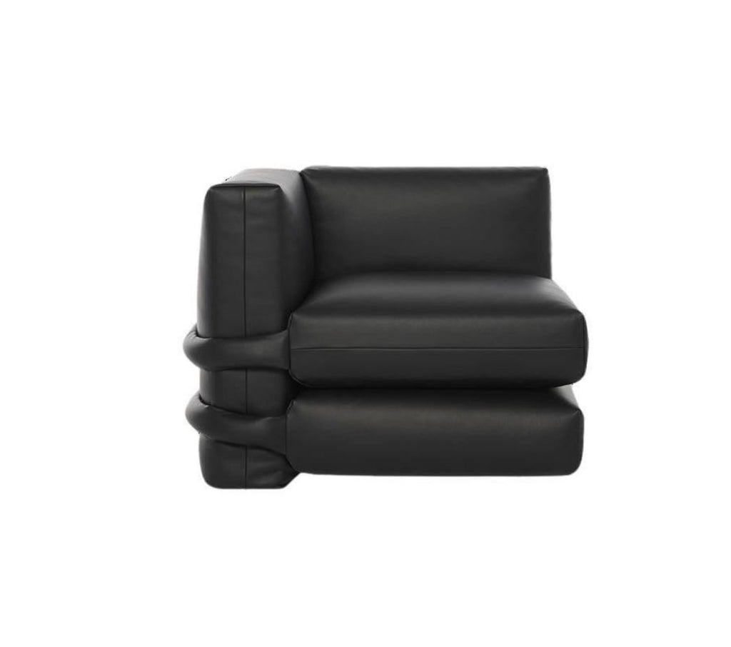 https://a.1stdibscdn.com/muller-van-severen-corner-playful-pillow-sofa-in-leather-for-bd-barcelona-for-sale-picture-4/f_14272/f_424957121732721029887/Captura_de_pantalla_2024_11_27_a_las_15_59_57_master.jpg