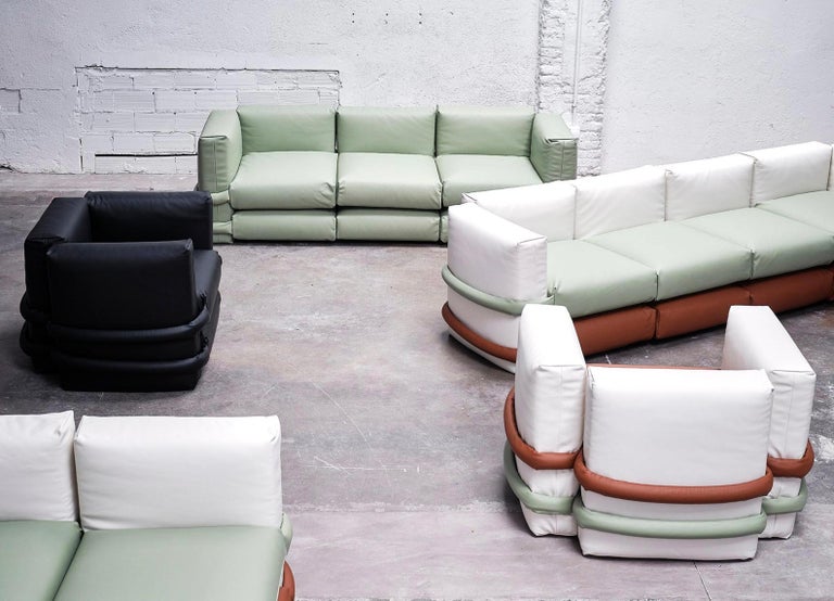 https://a.1stdibscdn.com/muller-van-sever-contemporary-armchair-pillow-sofa-multicolor-for-bd-barcelona-for-sale-picture-14/f_14272/f_424904121732701854269/Captura_de_pantalla_2024_11_27_a_las_9_08_45_master.jpg?width=768