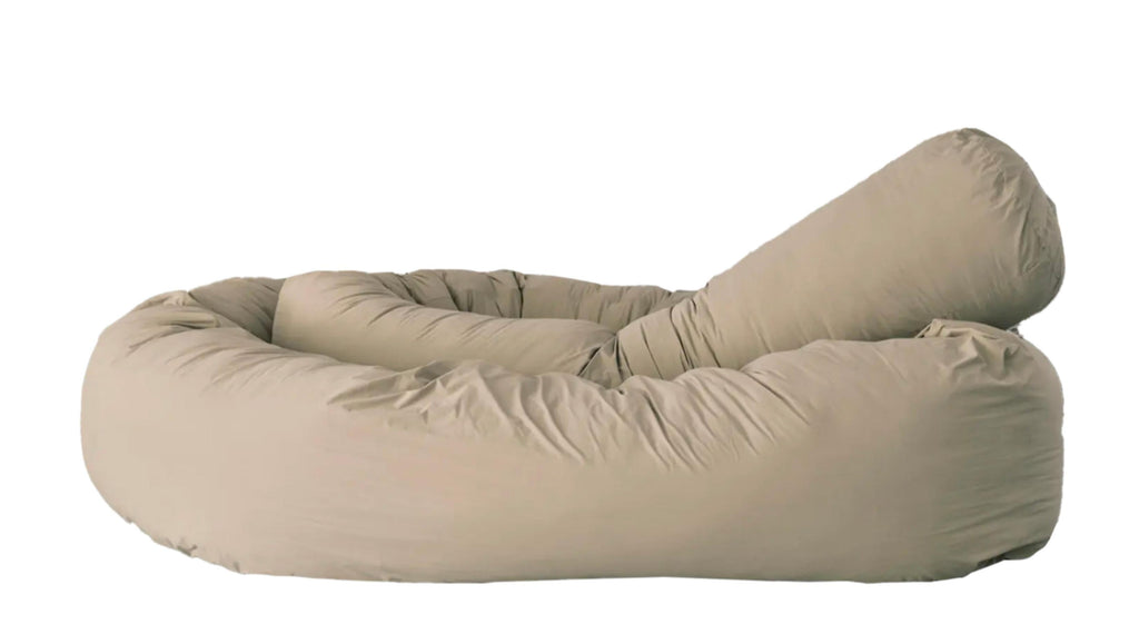 https://a.1stdibscdn.com/willo-perron-sausage-sofa-for-bd-barcelona-for-sale-picture-3/f_14272/f_425453721733122380103/Captura_de_pantalla_2024_12_02_a_las_7_47_02_master.jpg