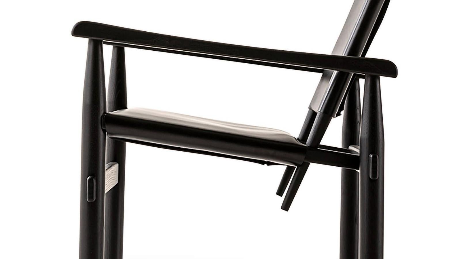 https://a.1stdibscdn.com/charlotte-perriand-doron-hotel-armchair-for-cassina-for-sale-picture-5/f_14272/f_425637821733228732042/Captura_de_pantalla_2024_12_03_a_las_13_17_21_master.jpg
