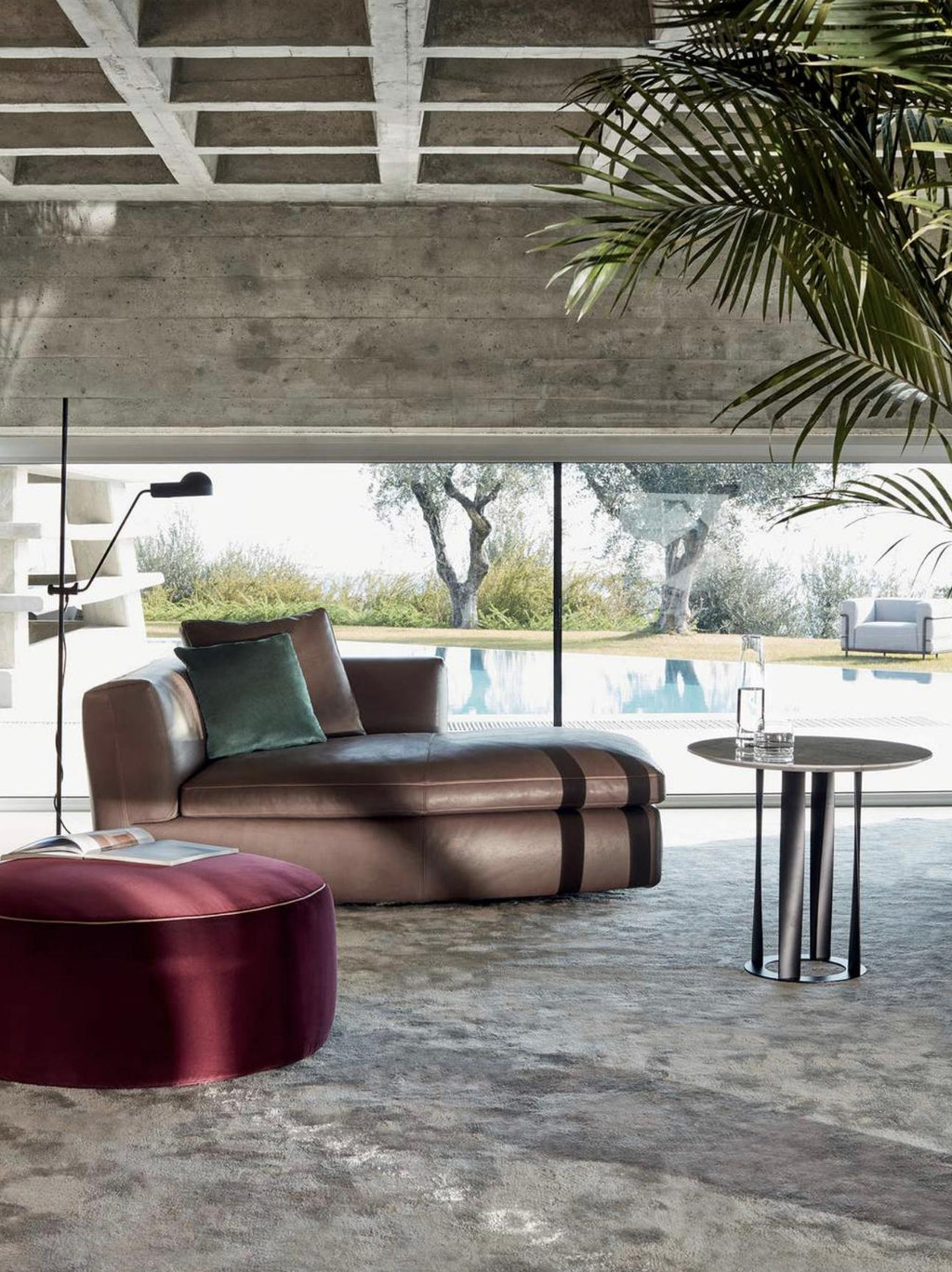 https://a.1stdibscdn.com/rodolfo-dordoni-dress-up-sectorial-sofa-for-cassina-for-sale-picture-13/f_14272/f_425644221733231479503/Captura_de_pantalla_2024_12_03_a_las_14_09_49_master.jpg