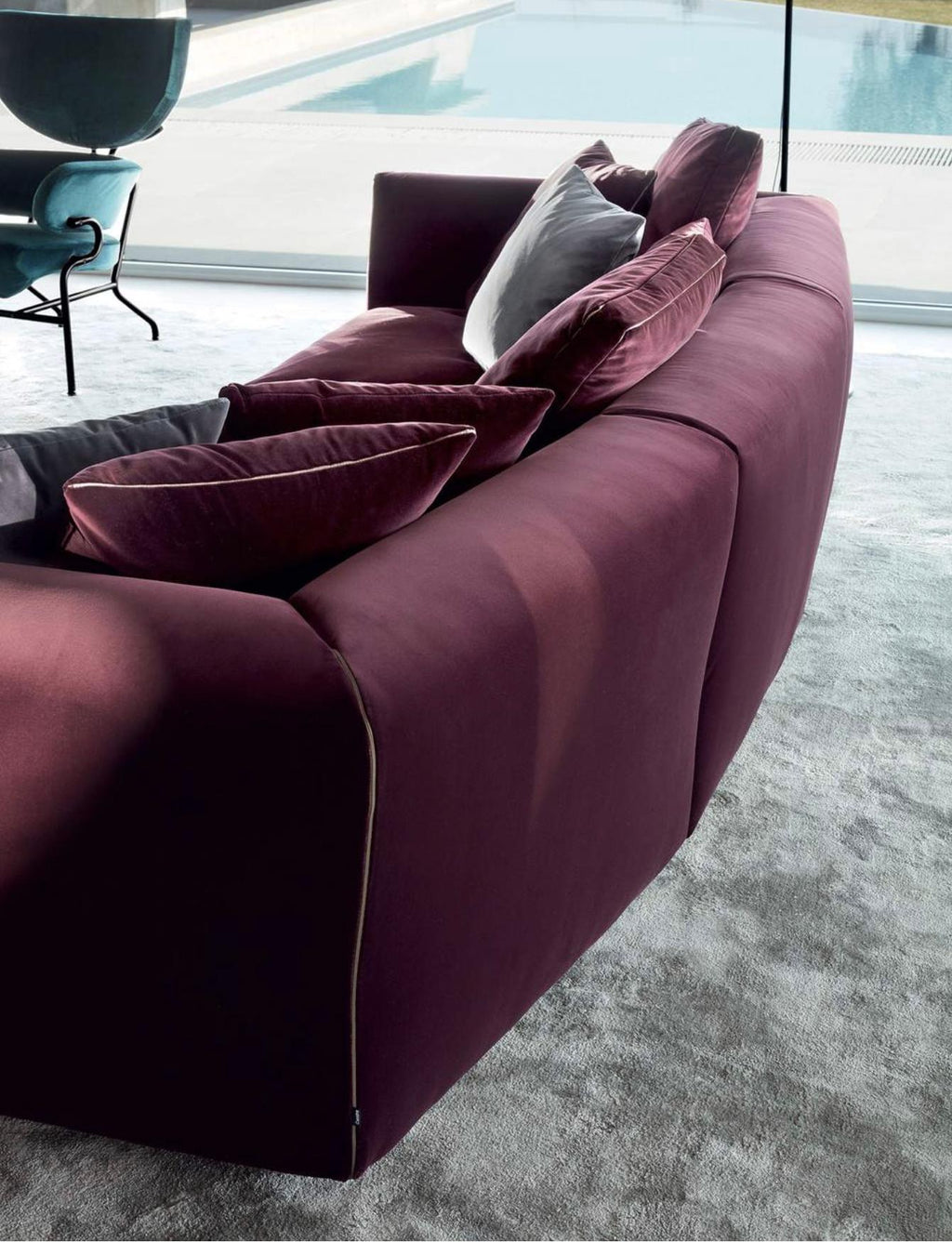 https://a.1stdibscdn.com/rodolfo-dordoni-dress-up-sectorial-sofa-for-cassina-for-sale-picture-14/f_14272/f_425644221733231479454/Captura_de_pantalla_2024_12_03_a_las_14_09_55_master.jpg