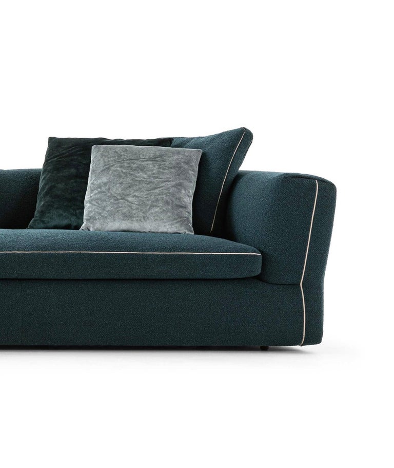 https://a.1stdibscdn.com/rodolfo-dordoni-dress-up-sectorial-sofa-for-cassina-for-sale-picture-7/f_14272/f_425646621733232289177/Captura_de_pantalla_2024_12_03_a_las_14_22_52_master.jpg?width=768