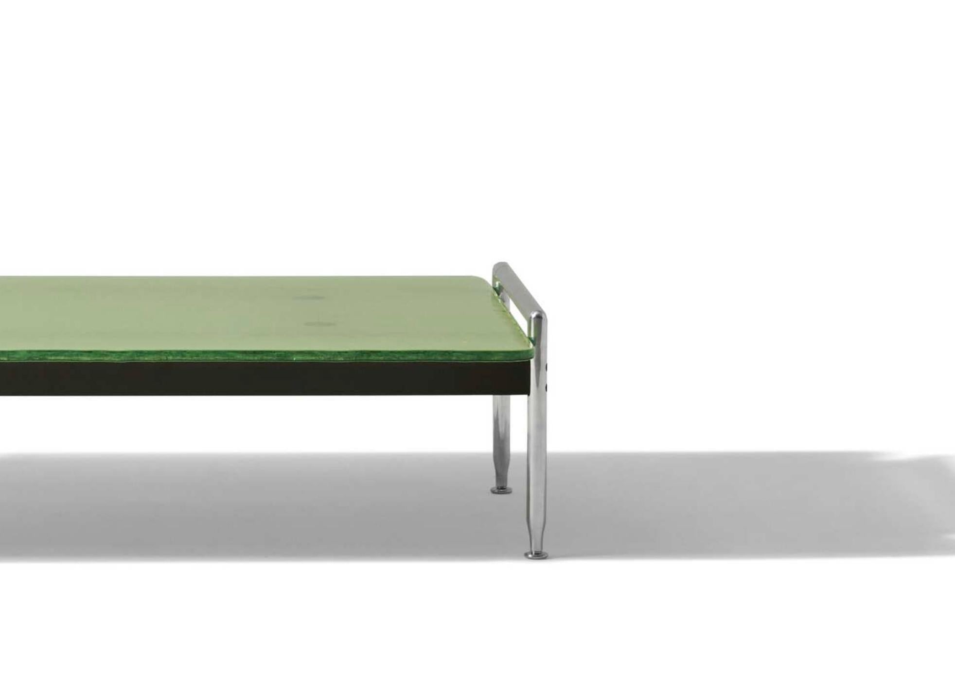 https://a.1stdibscdn.com/antonio-citterio-esosoft-coffee-table-for-cassina-for-sale-picture-6/f_14272/f_426460821733744330808/Captura_de_pantalla_2024_12_09_a_las_8_41_09_master.jpg