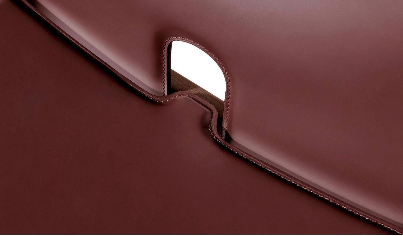 https://a.1stdibscdn.com/afra-and-tobia-scarpa-chair-scarpa-121-for-cassina-for-sale-picture-5/f_14272/f_427091521734017804147/Captura_de_pantalla_2024_12_12_a_las_16_34_36_master.jpg