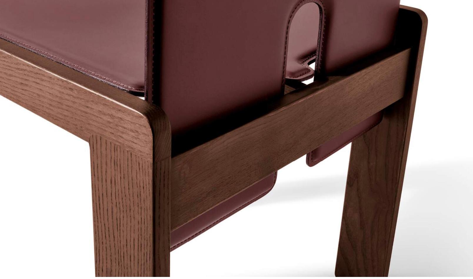 https://a.1stdibscdn.com/afra-and-tobia-scarpa-chair-scarpa-121-for-cassina-for-sale-picture-6/f_14272/f_427091521734017804157/Captura_de_pantalla_2024_12_12_a_las_16_34_44_master.jpg